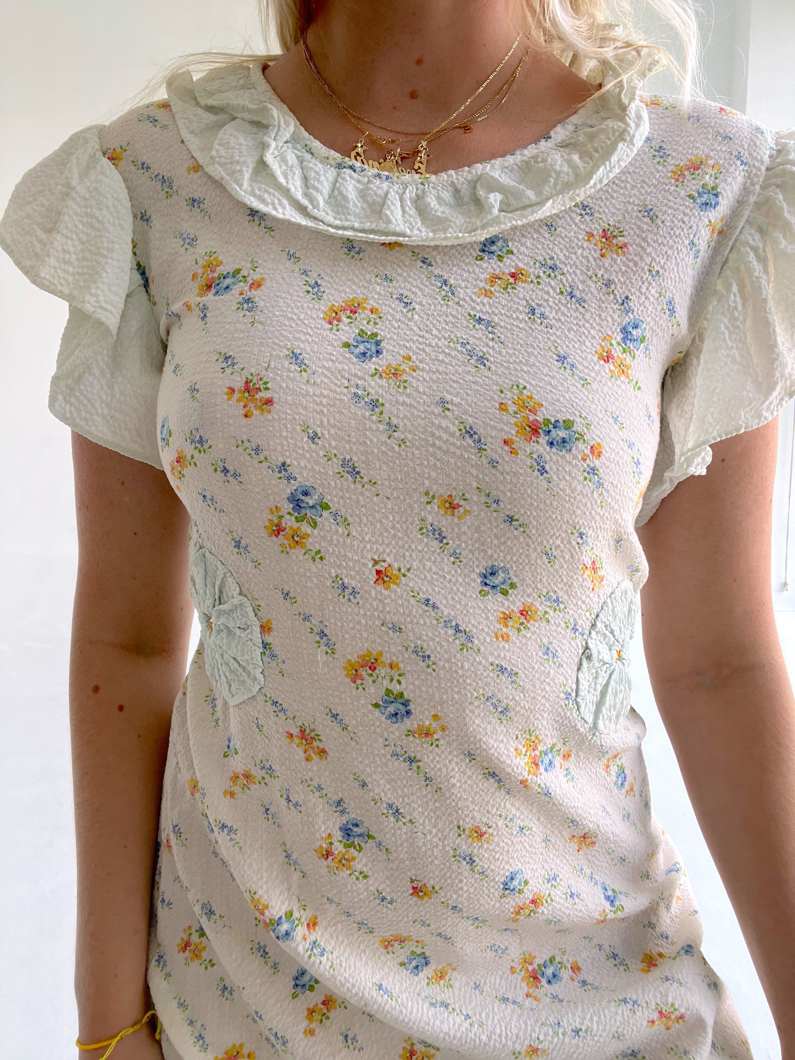 1940's Floral Print Cotton Seersucker Dress