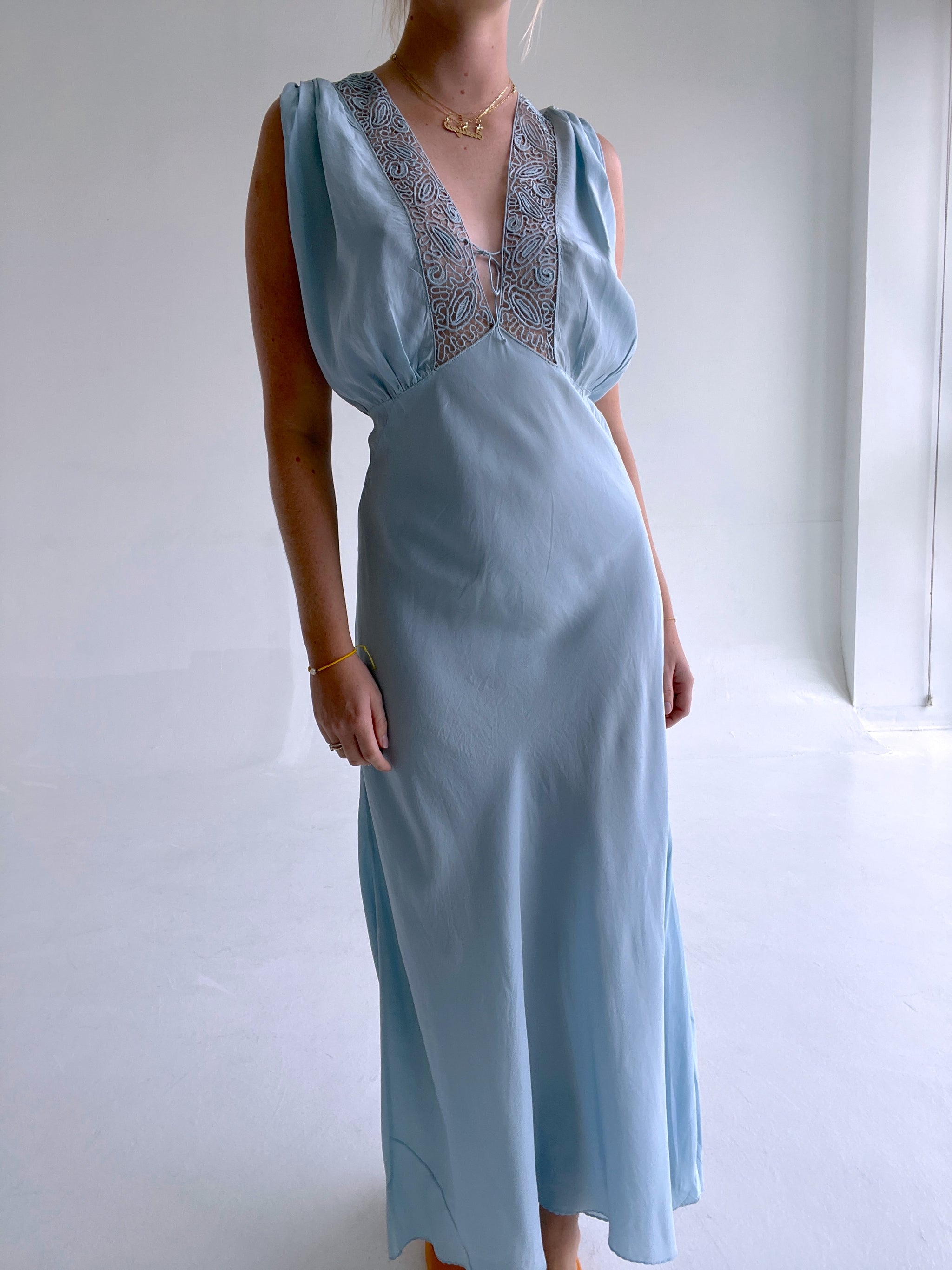 1930's Sky Blue Silk Slip Dress – Eveliina Vintage