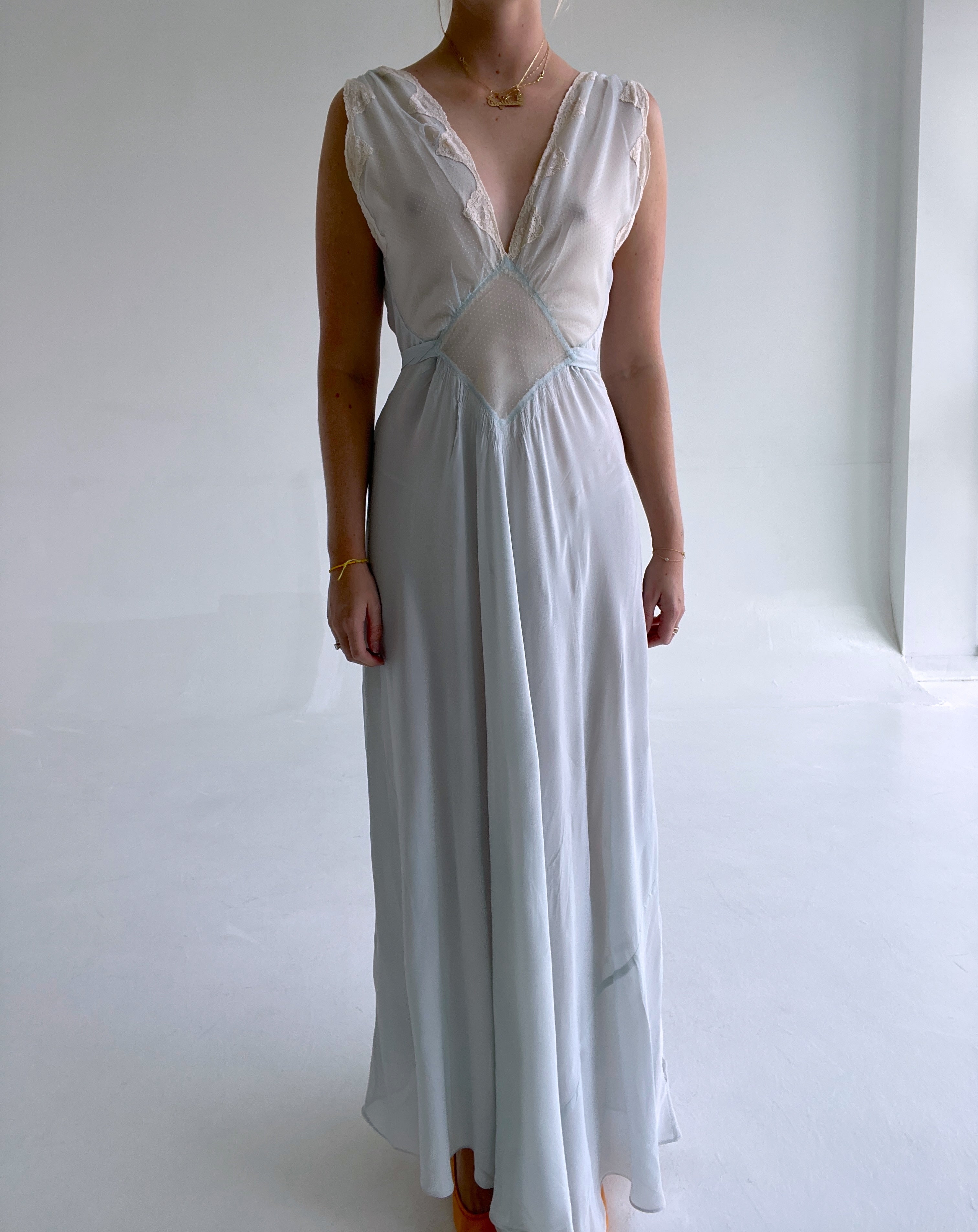 1940's Pale Blue Slip Dress with Cream Lace – Eveliina Vintage