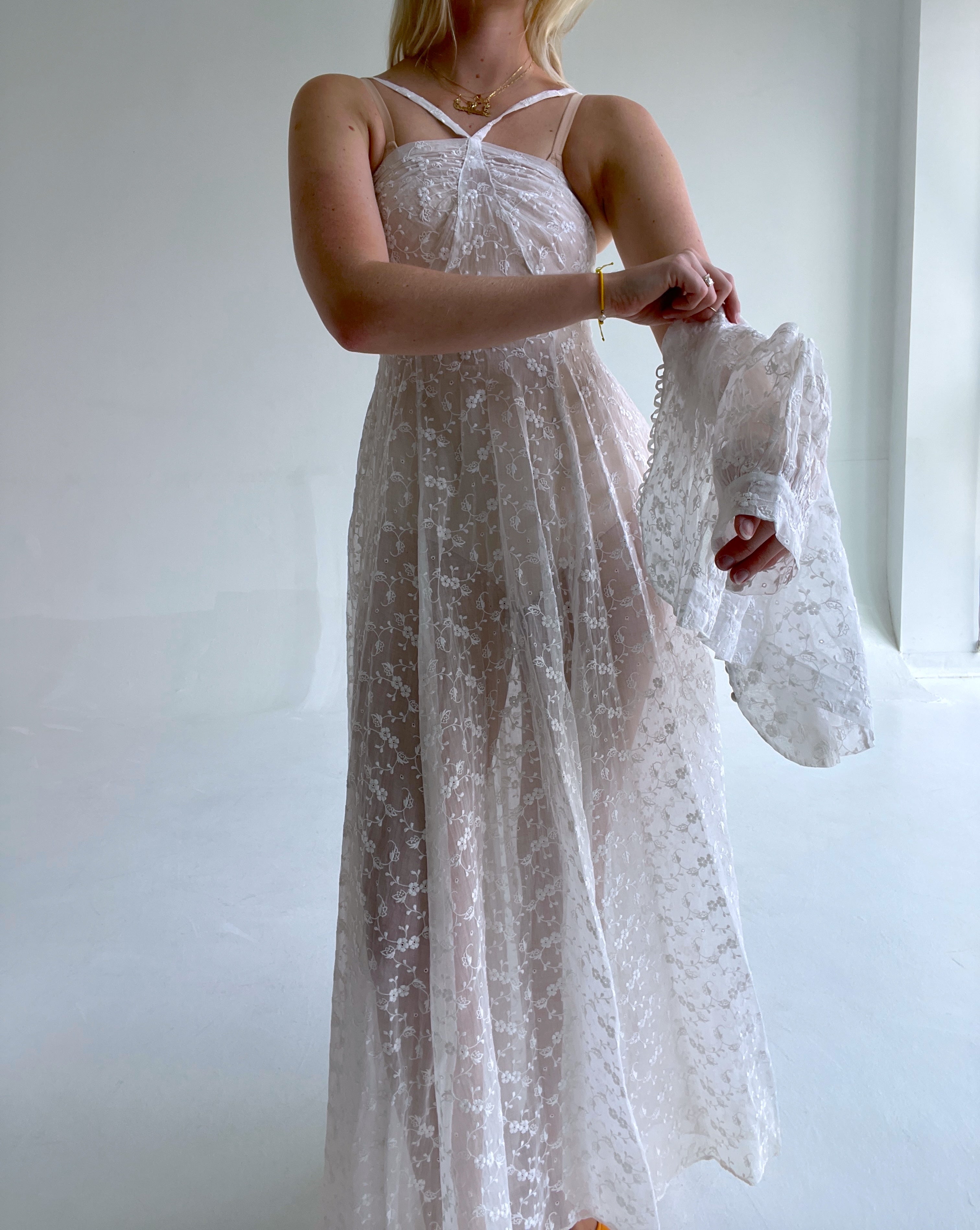 1930's White Embroidered Cotton Organza Gown and Bolero Eveliina Vintage 1930's White Embroidered Cotton Organza Gown and Bolero Eveliina Vintage