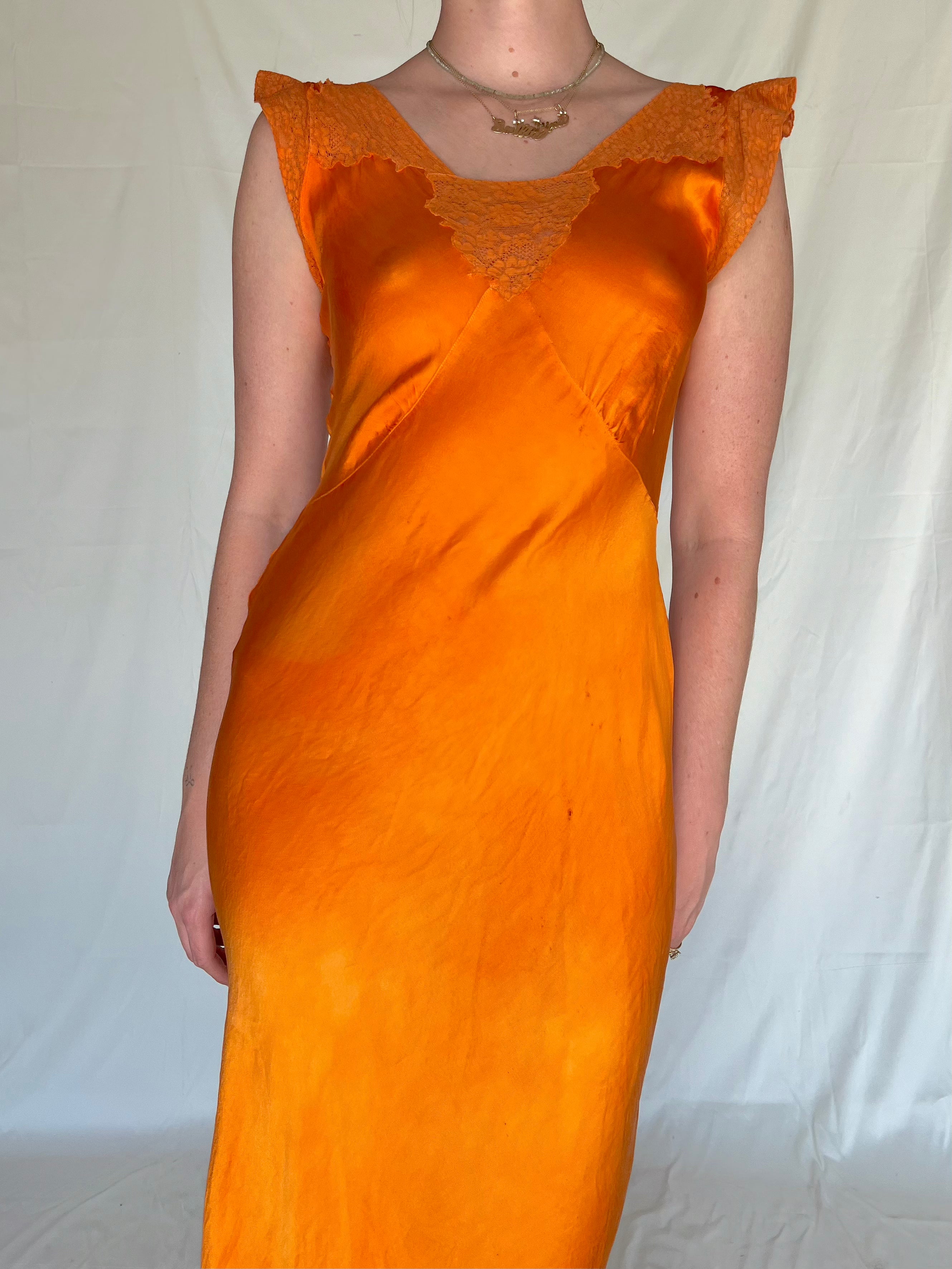 Hand Dyed Fall Orange Silk Slip – Eveliina Vintage Hand Dyed Fall Orange Silk Slip – Eveliina Vintage