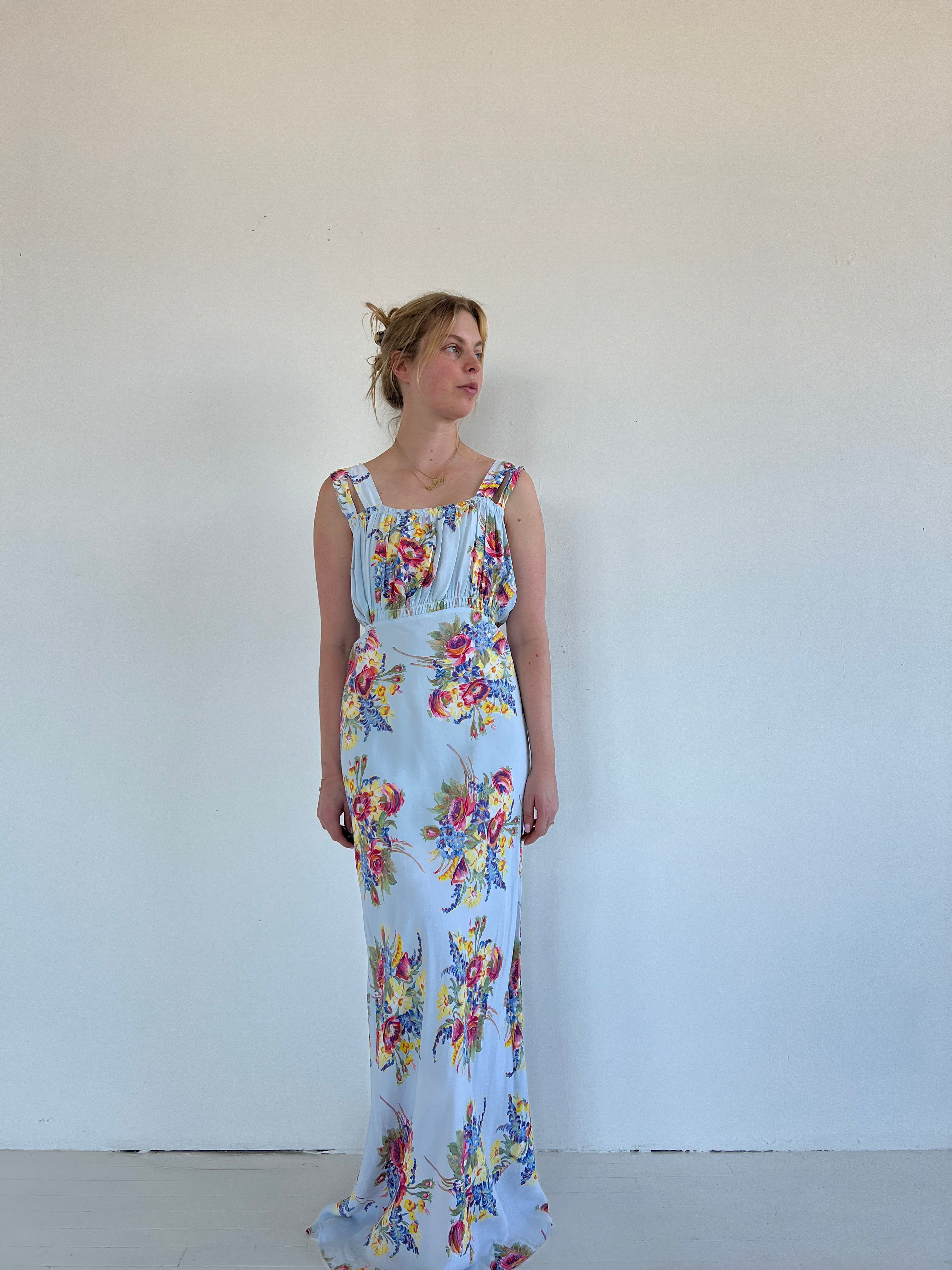 1940's Blue Floral Print Slip Dress – Eveliina Vintage 1940's Blue Floral Print Slip Dress – Eveliina Vintage