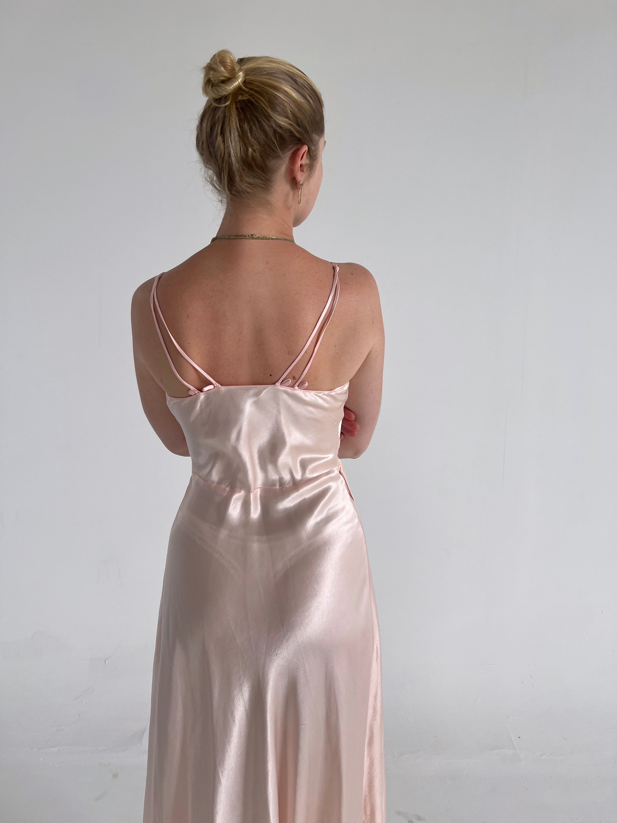 1940's Pink Satin Slip – Eveliina Vintage