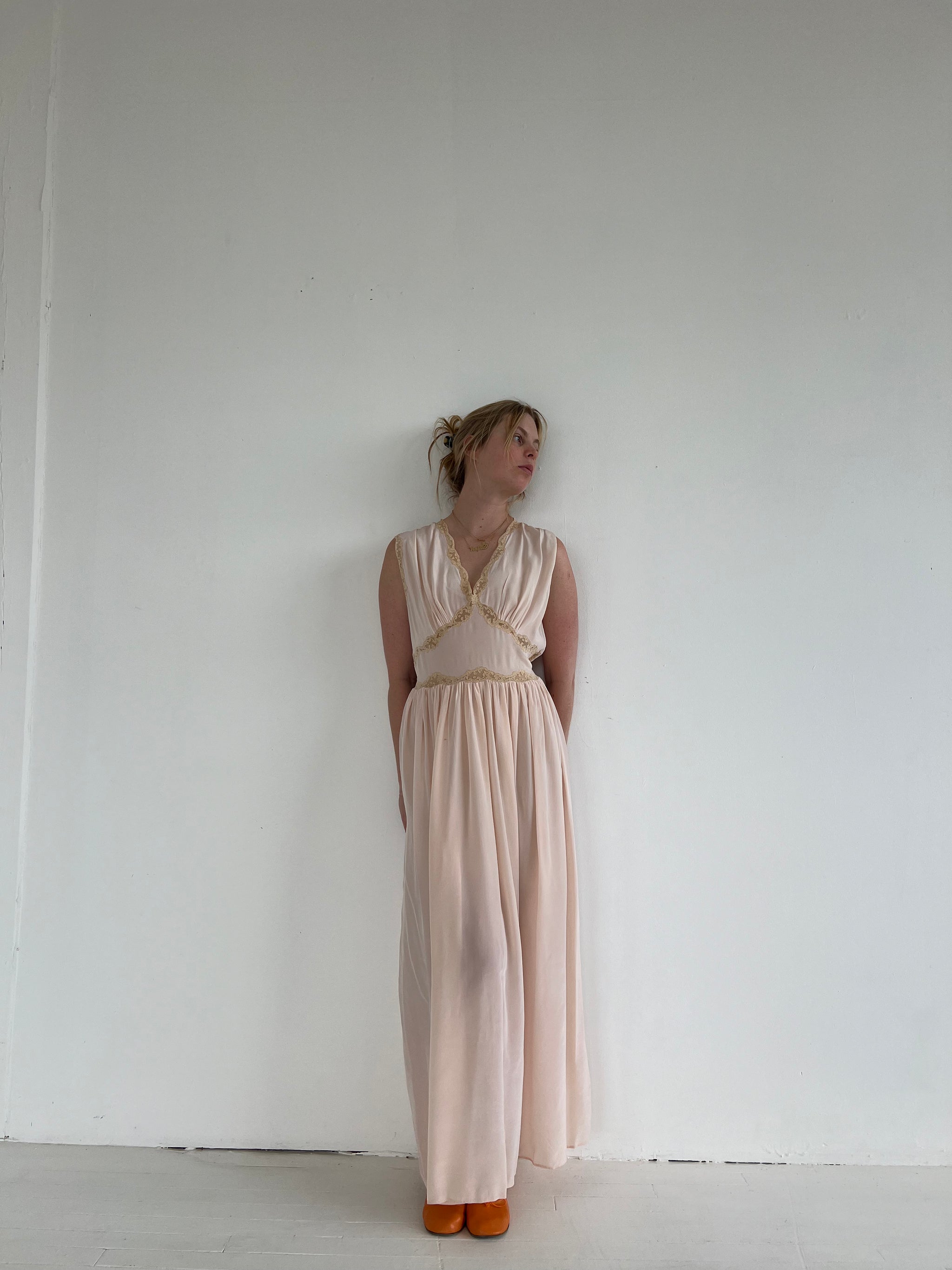 1930's Pale Pink Silk Slip Dress with Cream Lace – Eveliina Vintage