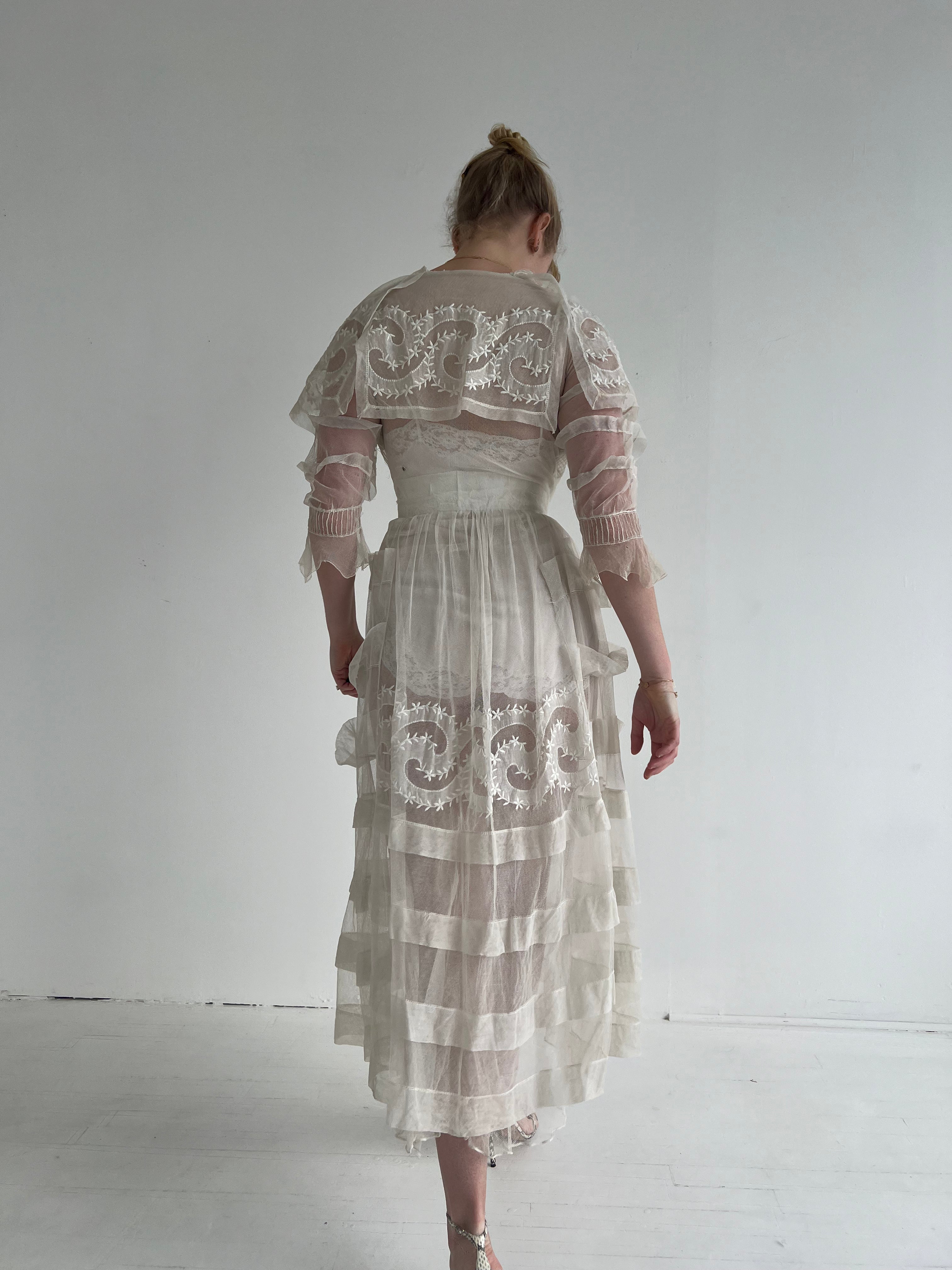 Edwardian Embroidered Cotton Net Dress Eveliina Vintage Edwardian Embroidered Cotton Net Dress Eveliina Vintage