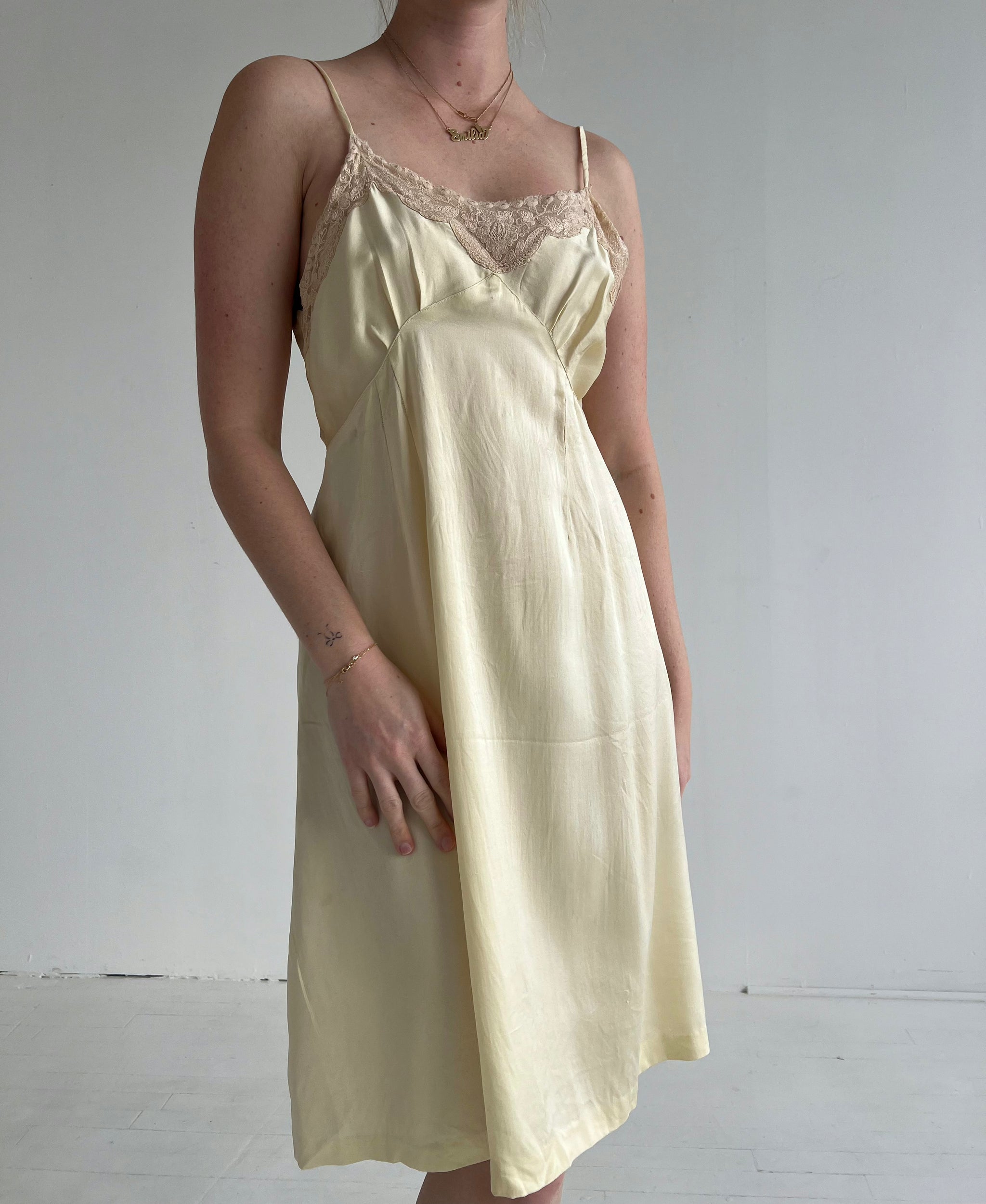 1930's Pale Yellow Silk Slip Dress with Pink Lace – Eveliina Vintage
