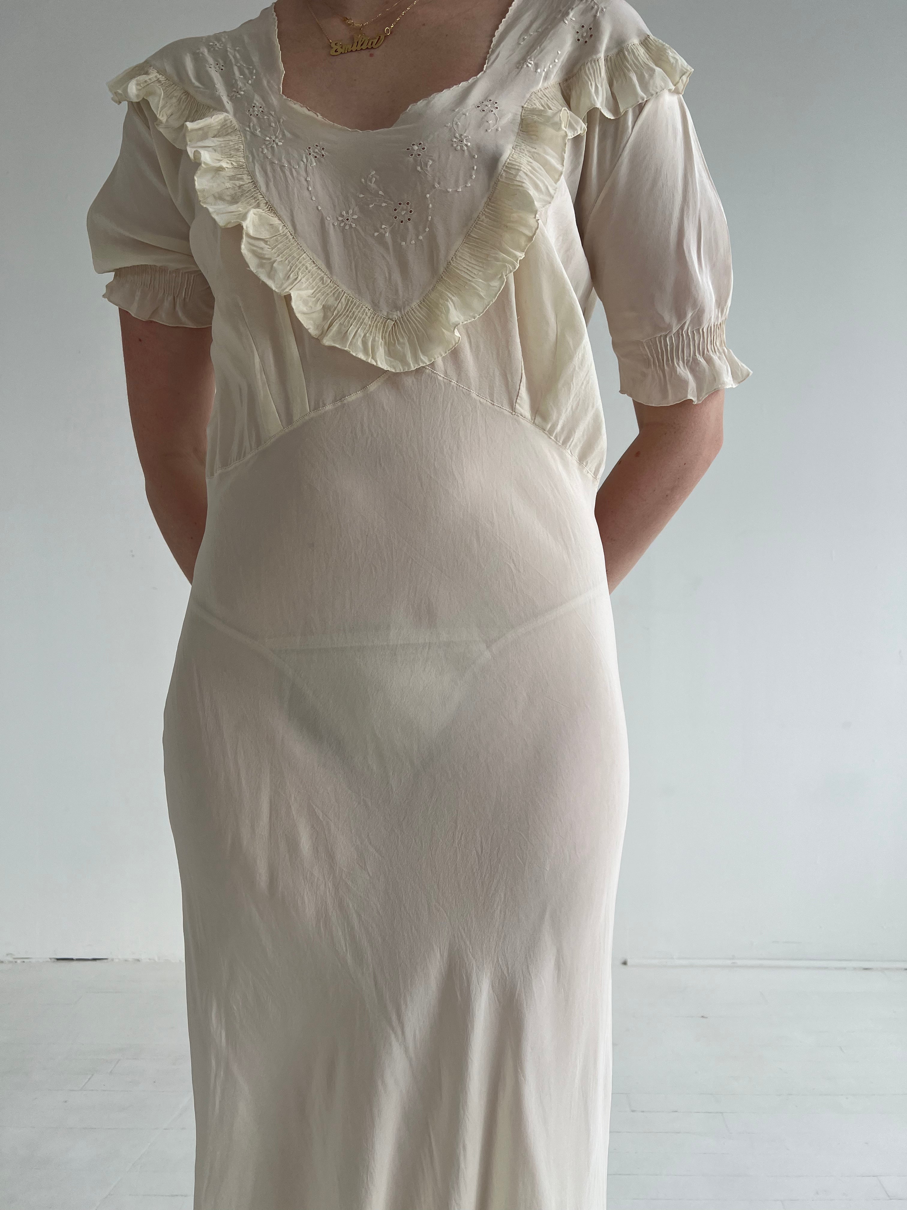 1930's Cream Silk Dress with Short Sleeve