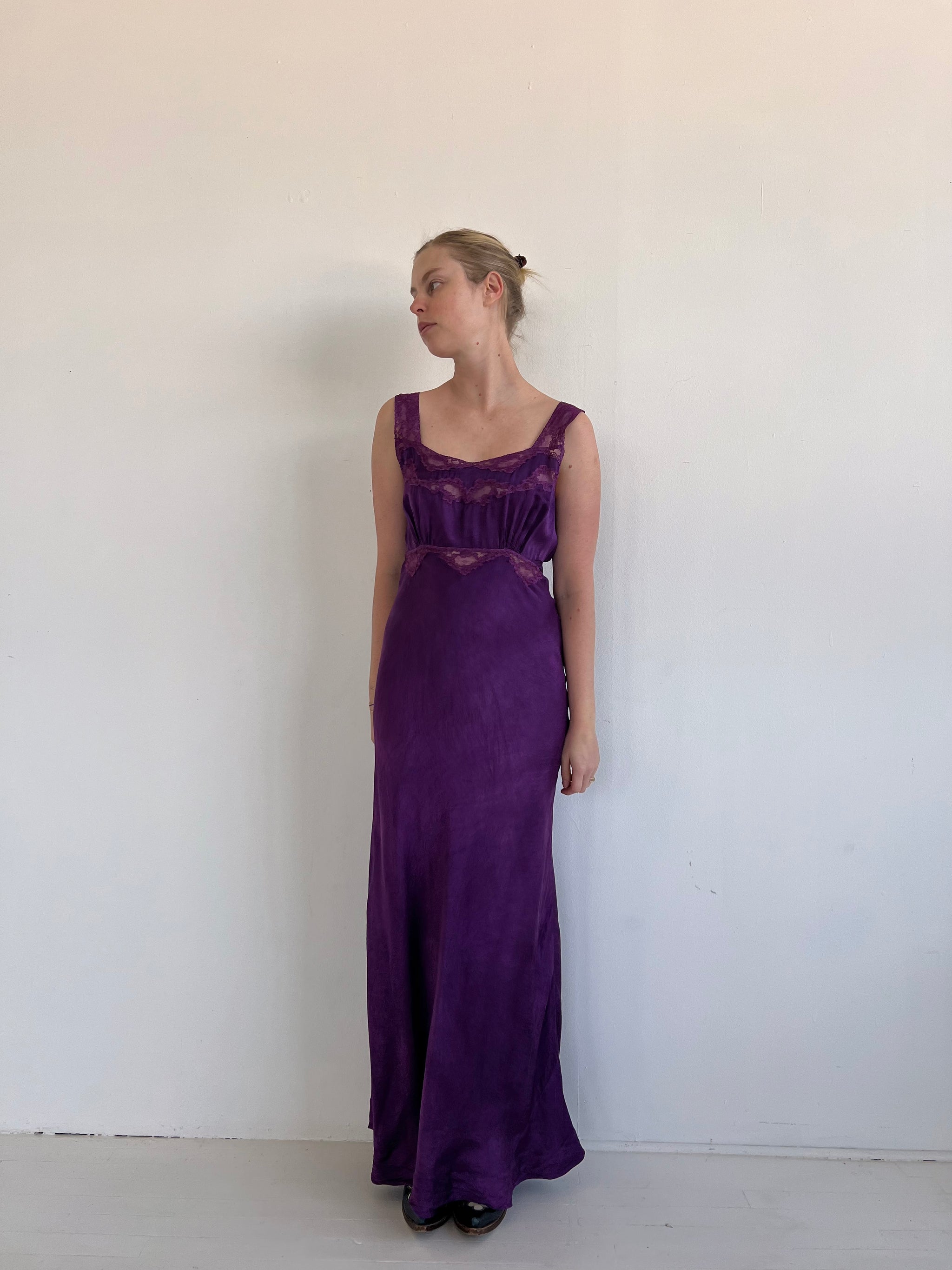 Hand Dyed Purple Silk Slip Dress – Eveliina Vintage