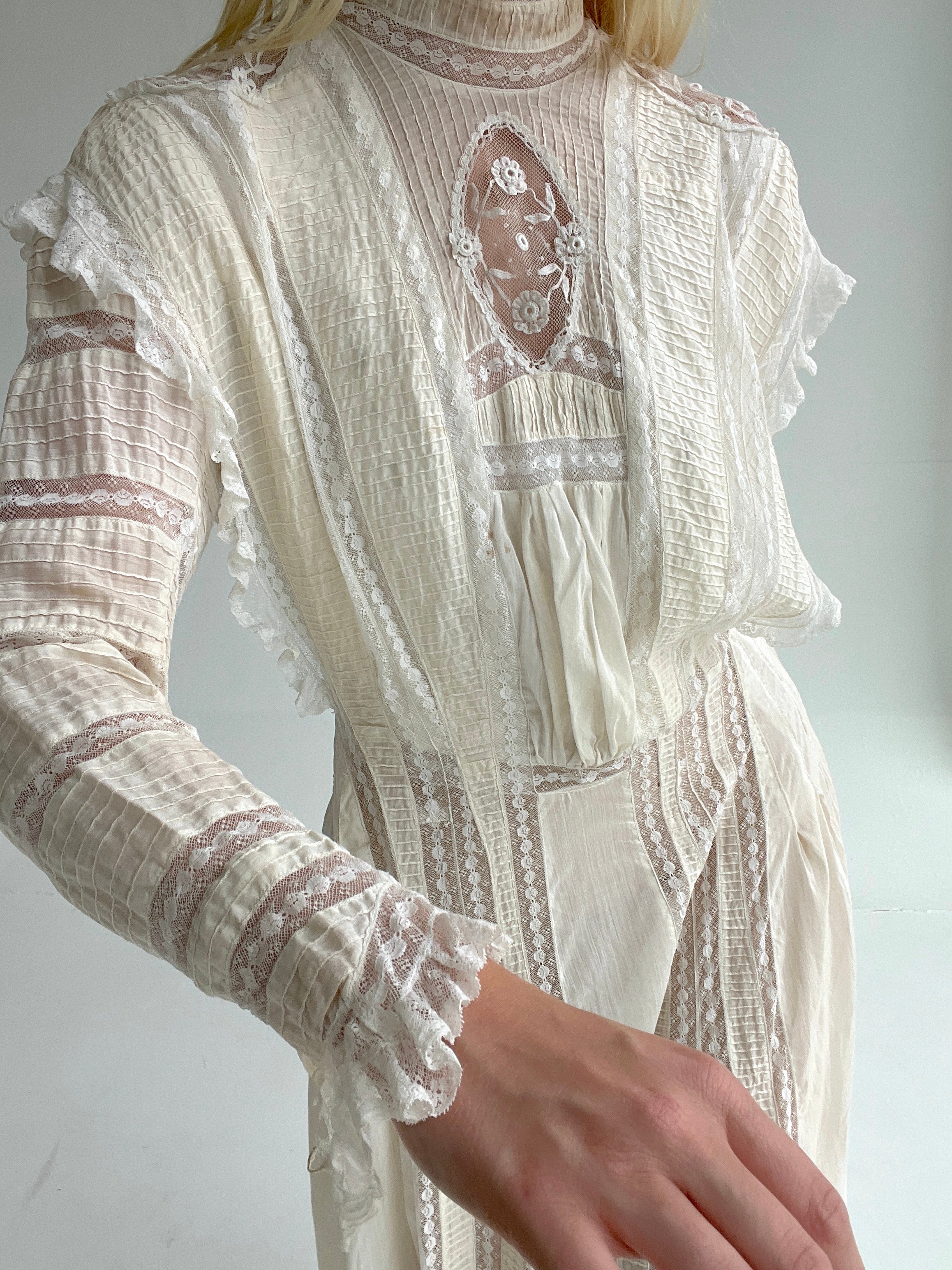 edwardian high neck lace dress Authentic Antique Wedding Dress, Long Sleeves, Edwardian High Neck, in White Lace. Ideal for a Romantic, Retro, Vintage, Folk Wedding