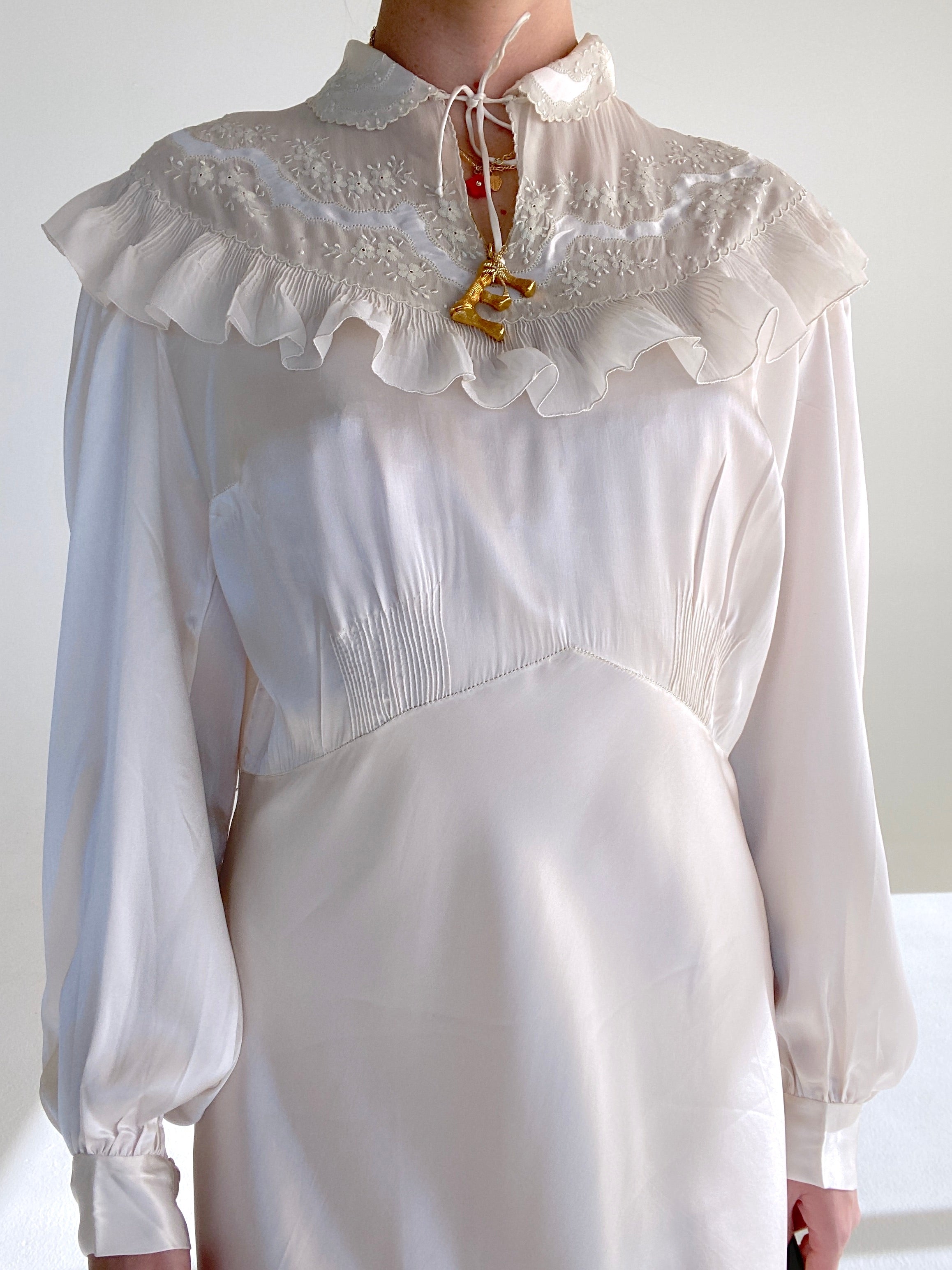 white satin dress long sleeves 1930's White Silk Satin Long Sleeve Dress – Eveliina Vintage
