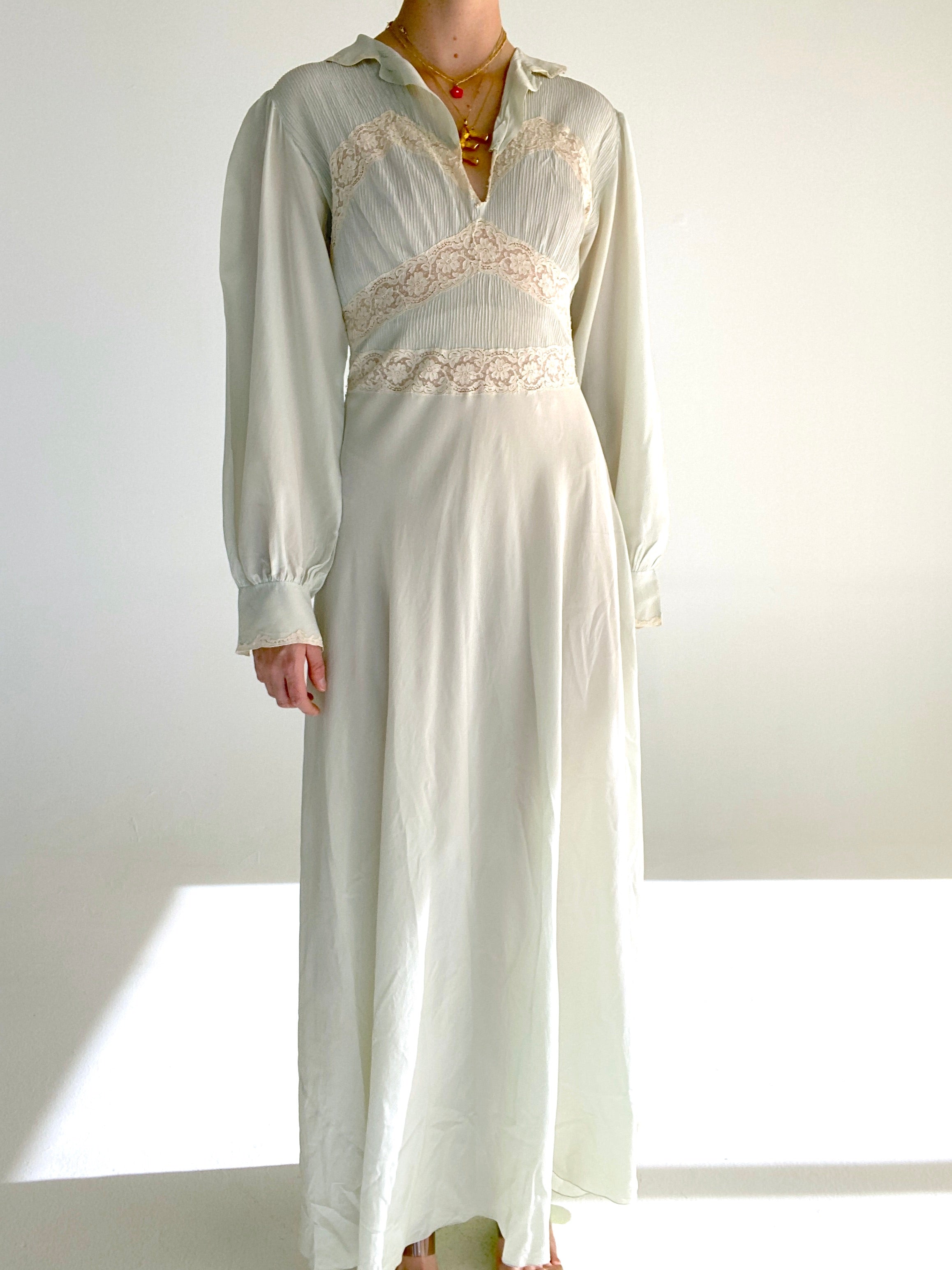 1930's Pale Seafoam Silk Long Sleeve Dress