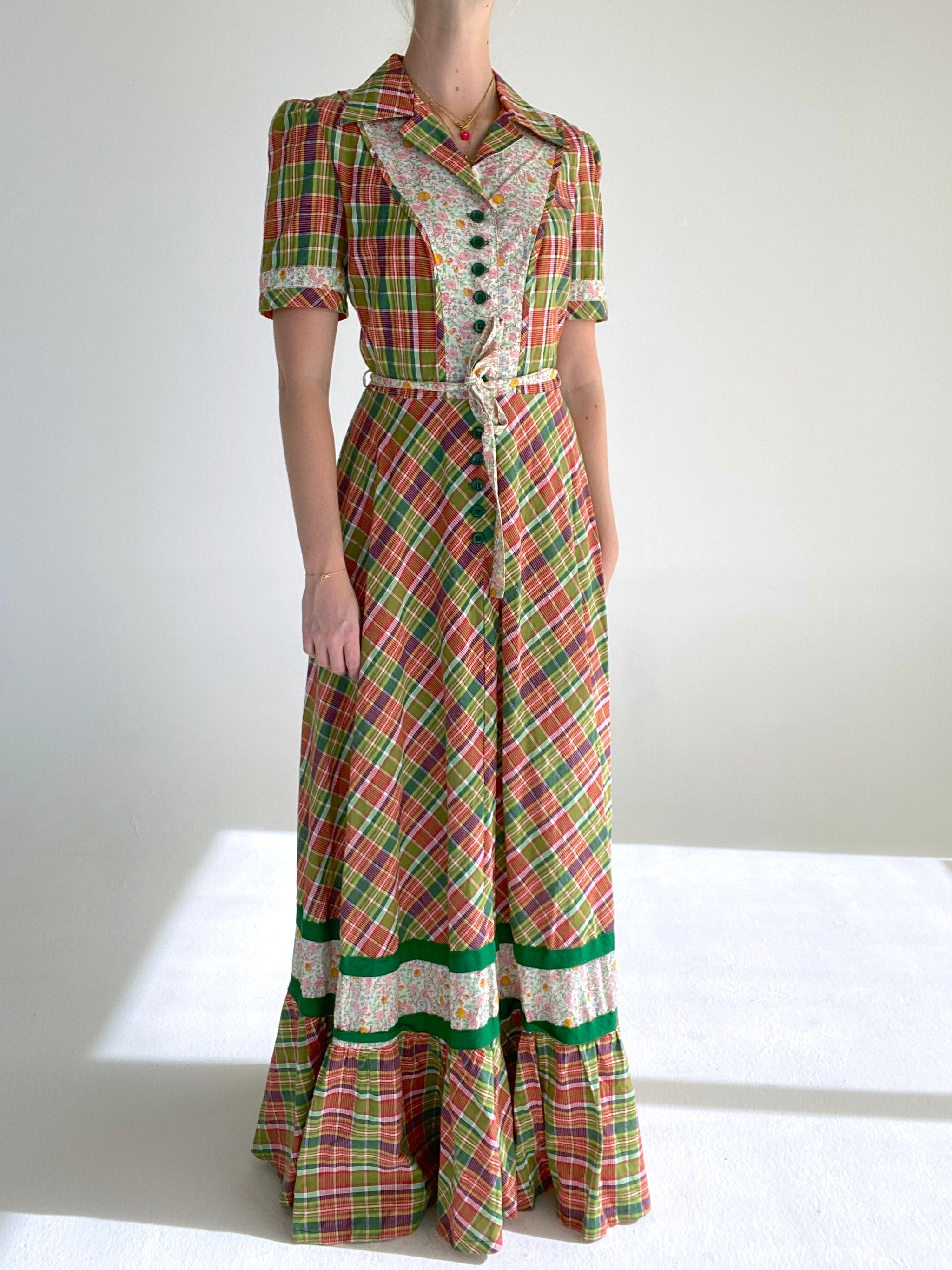 1970's Plaid and Floral Cotton Dress Eveliina Vintage 1970's Plaid and Floral Cotton Dress Eveliina Vintage