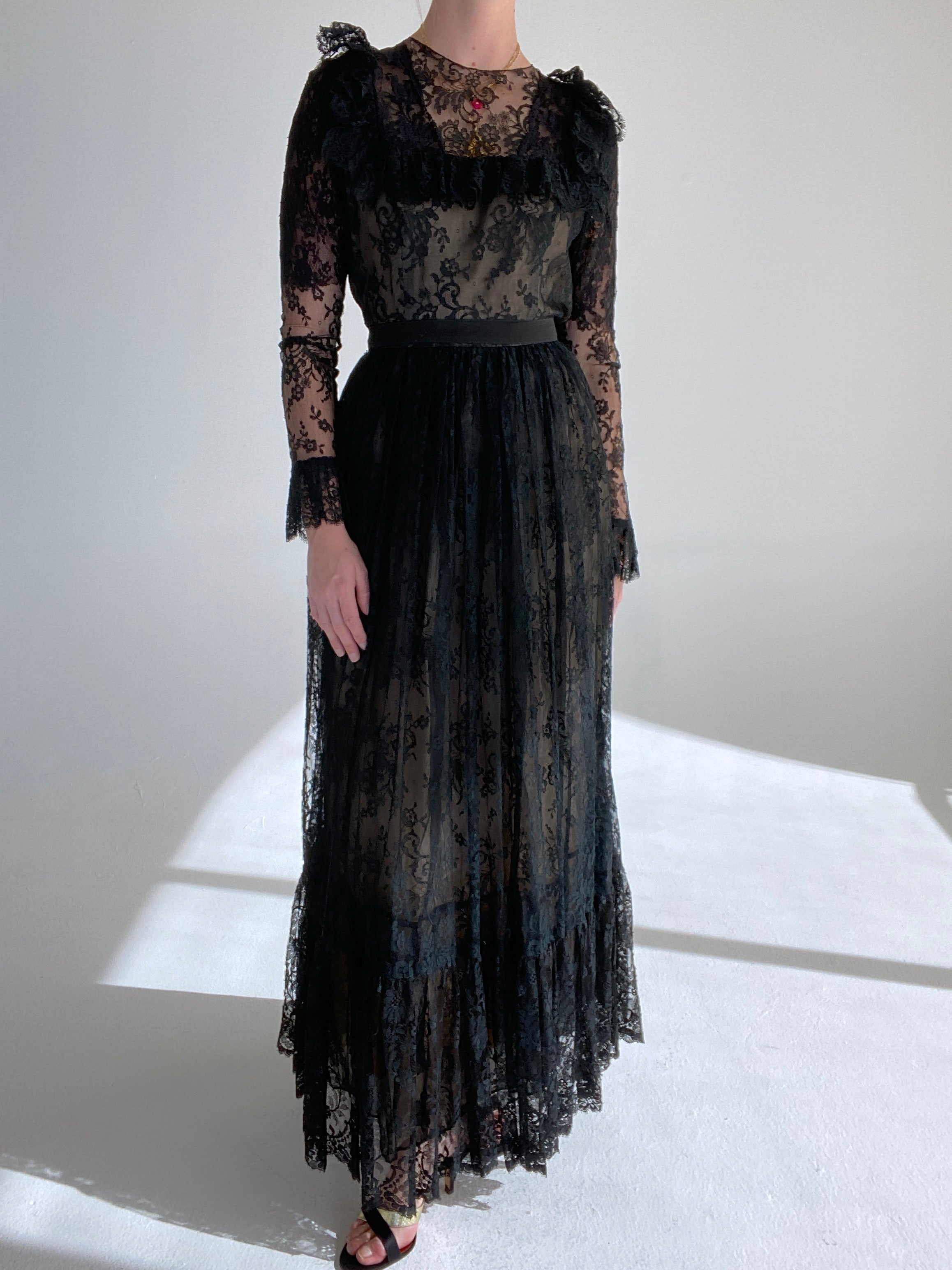1950's Black Lace Long Sleeve Gown