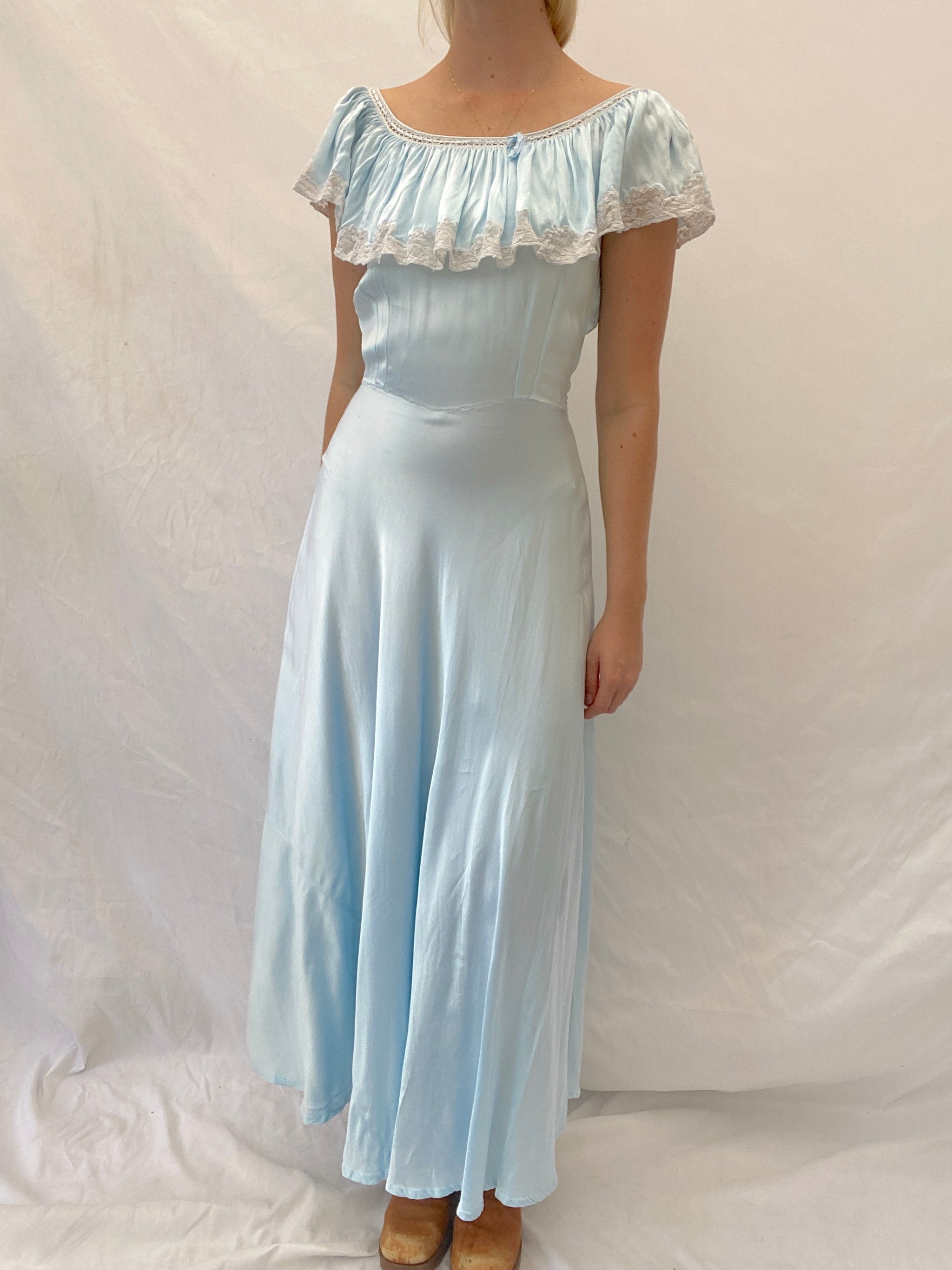 light blue dress white collar 1940's Baby with Lace Trim Ruffle – Eveliina Vintage this midi dress is Dresses_Mothers Of The Party Blue is the most Inseam:32