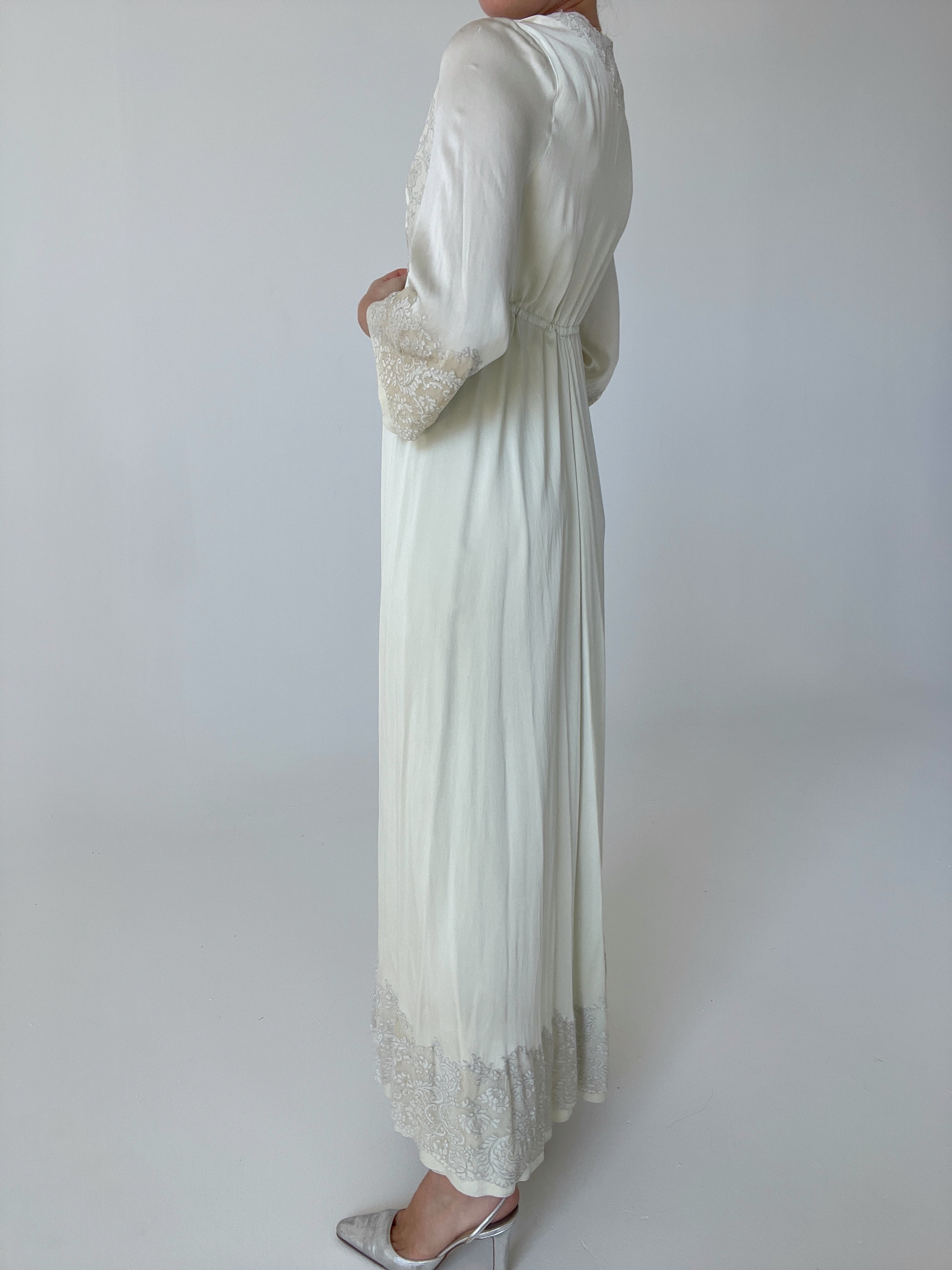 1930's Pale Mint Silk Robe With Lace