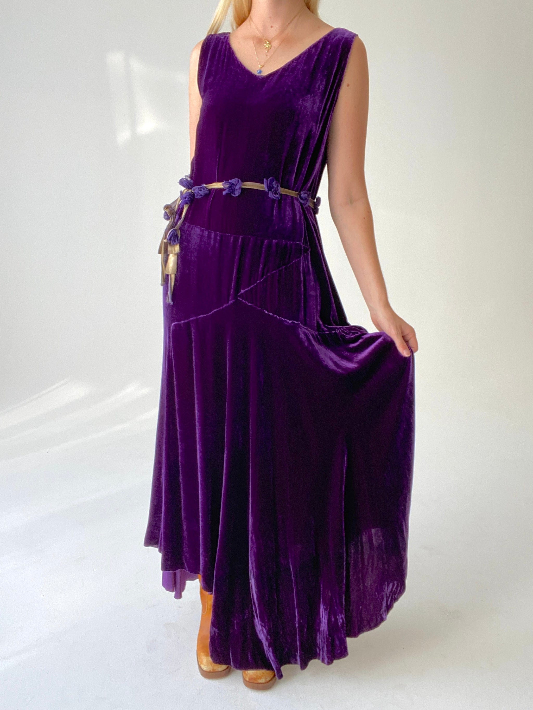 1920's Deep Purple Silk Velvet Dress – Eveliina Vintage