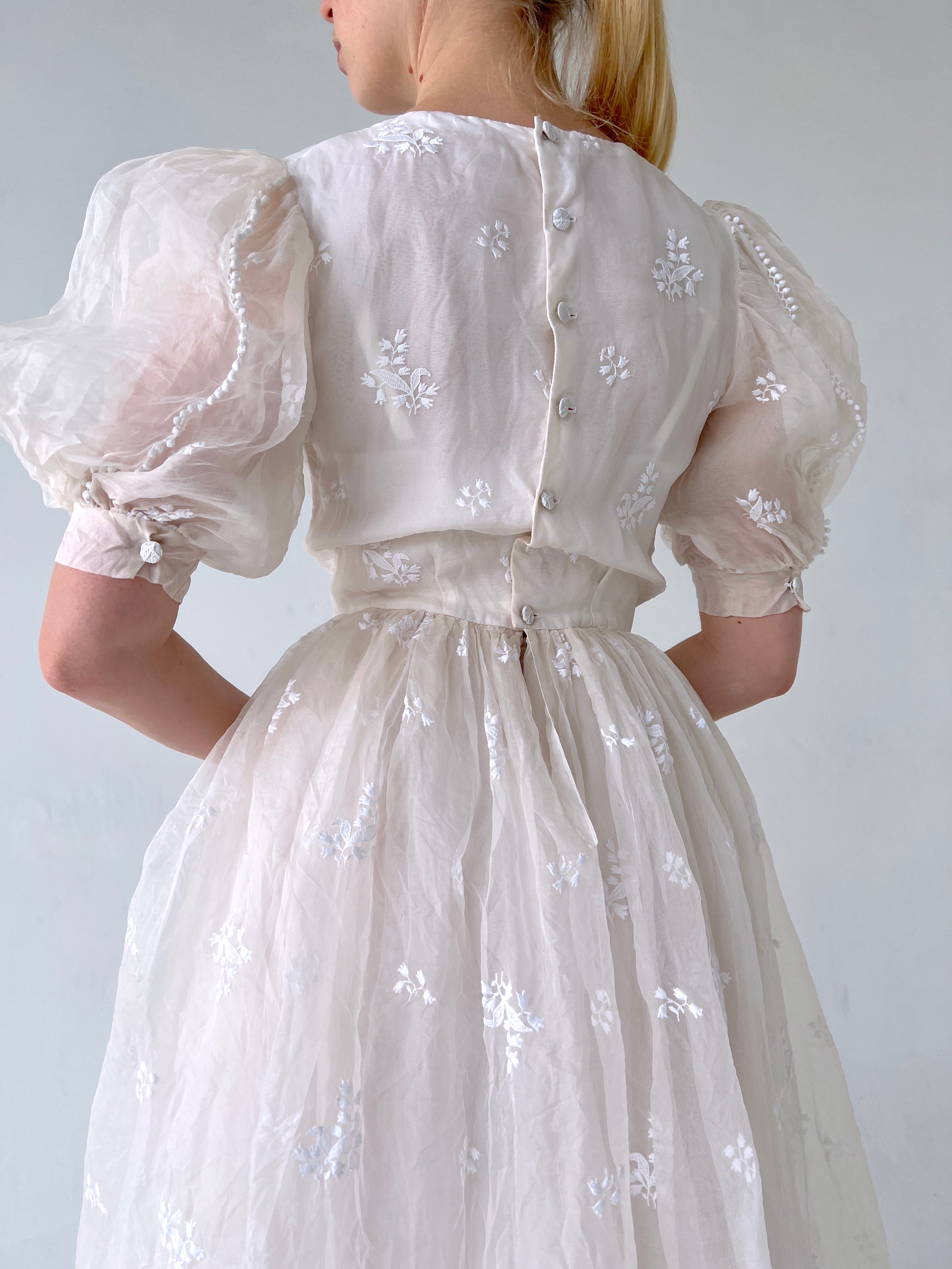 1940's Embroidered Organza Puffed Sleeve Gown