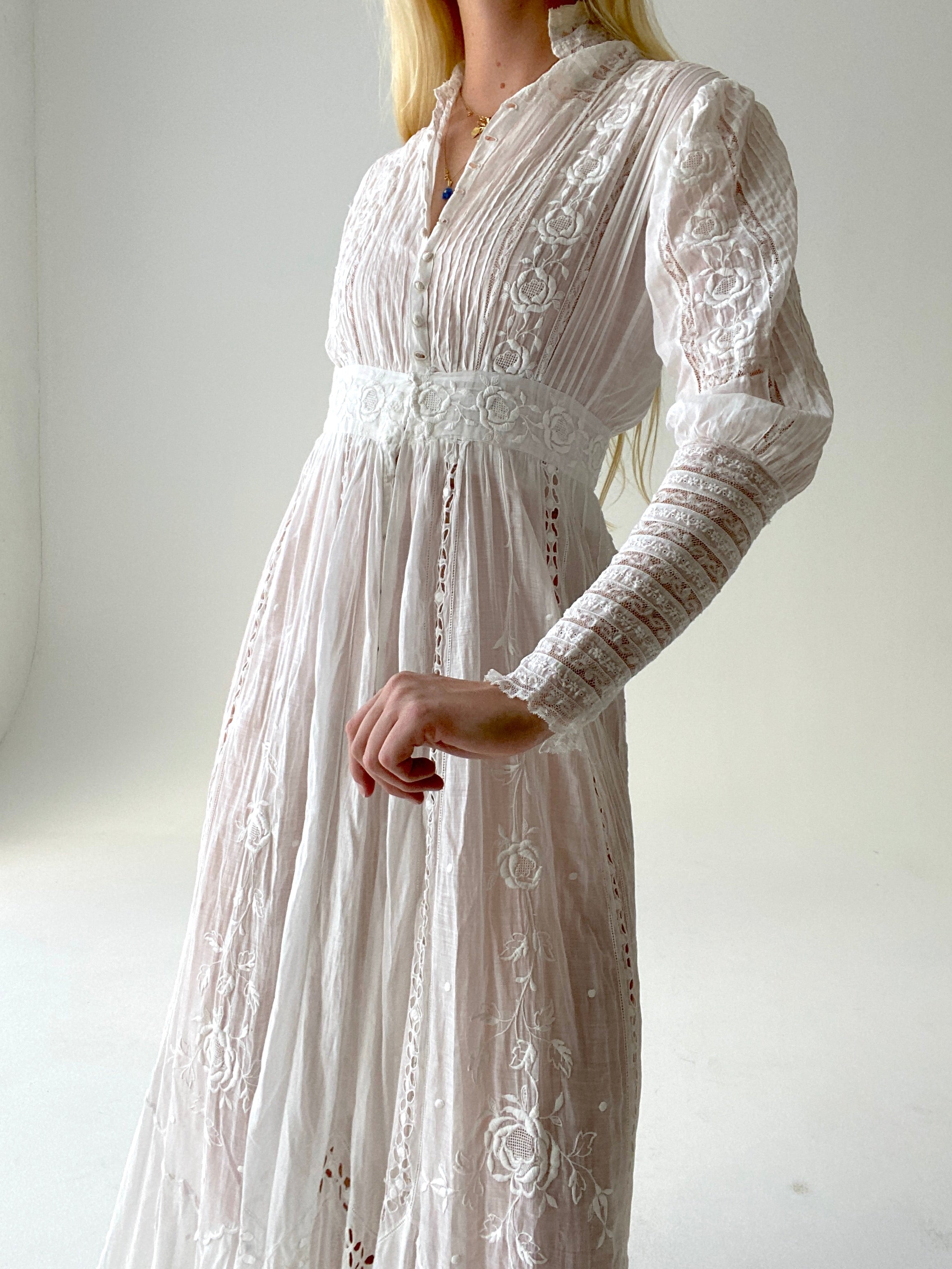 White Cotton Victorian Dress – Eveliina Vintage