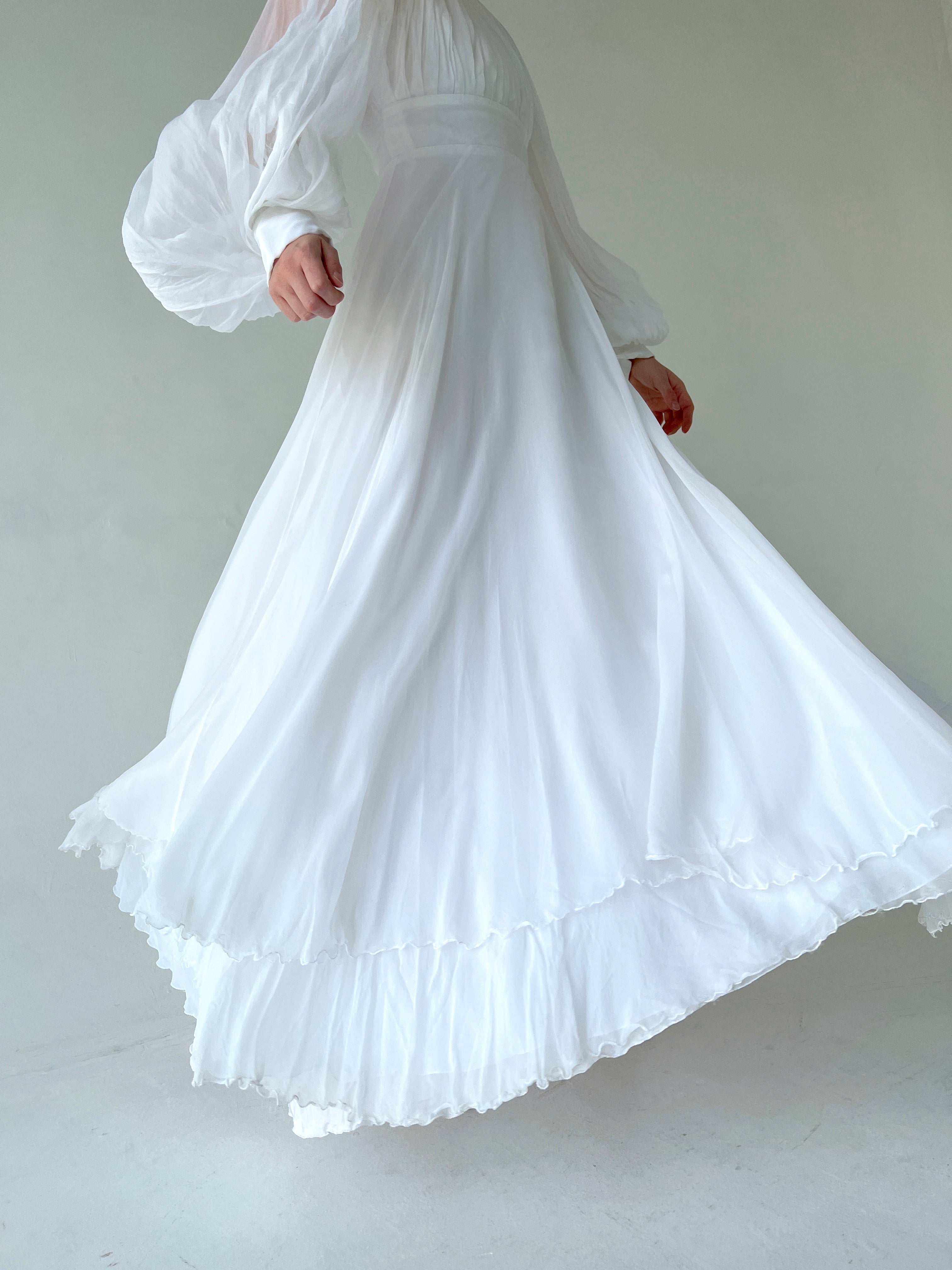 1970's White Balloon Sleeve Gown
