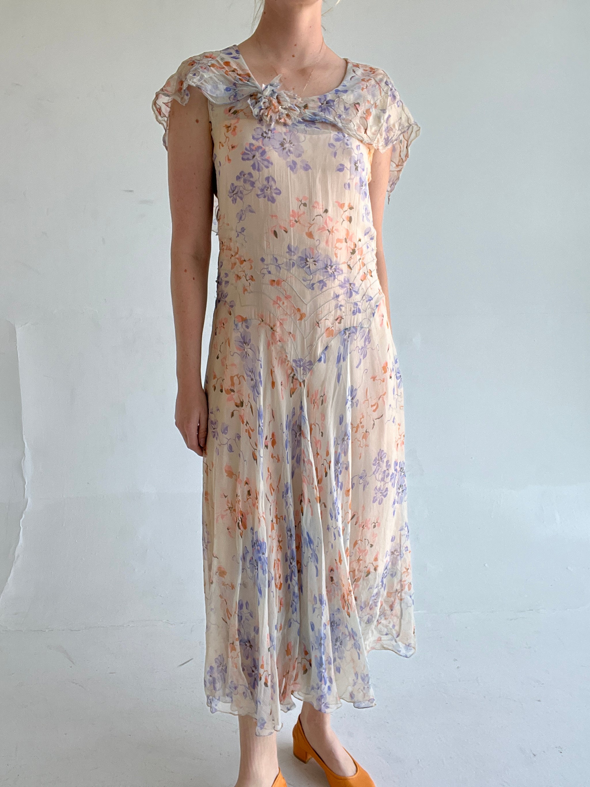 1920s chiffon dress Grey and lace with long slit sleeves Perfect for Roaring 20s parties 1920's Floral Silk Chiffon Dress