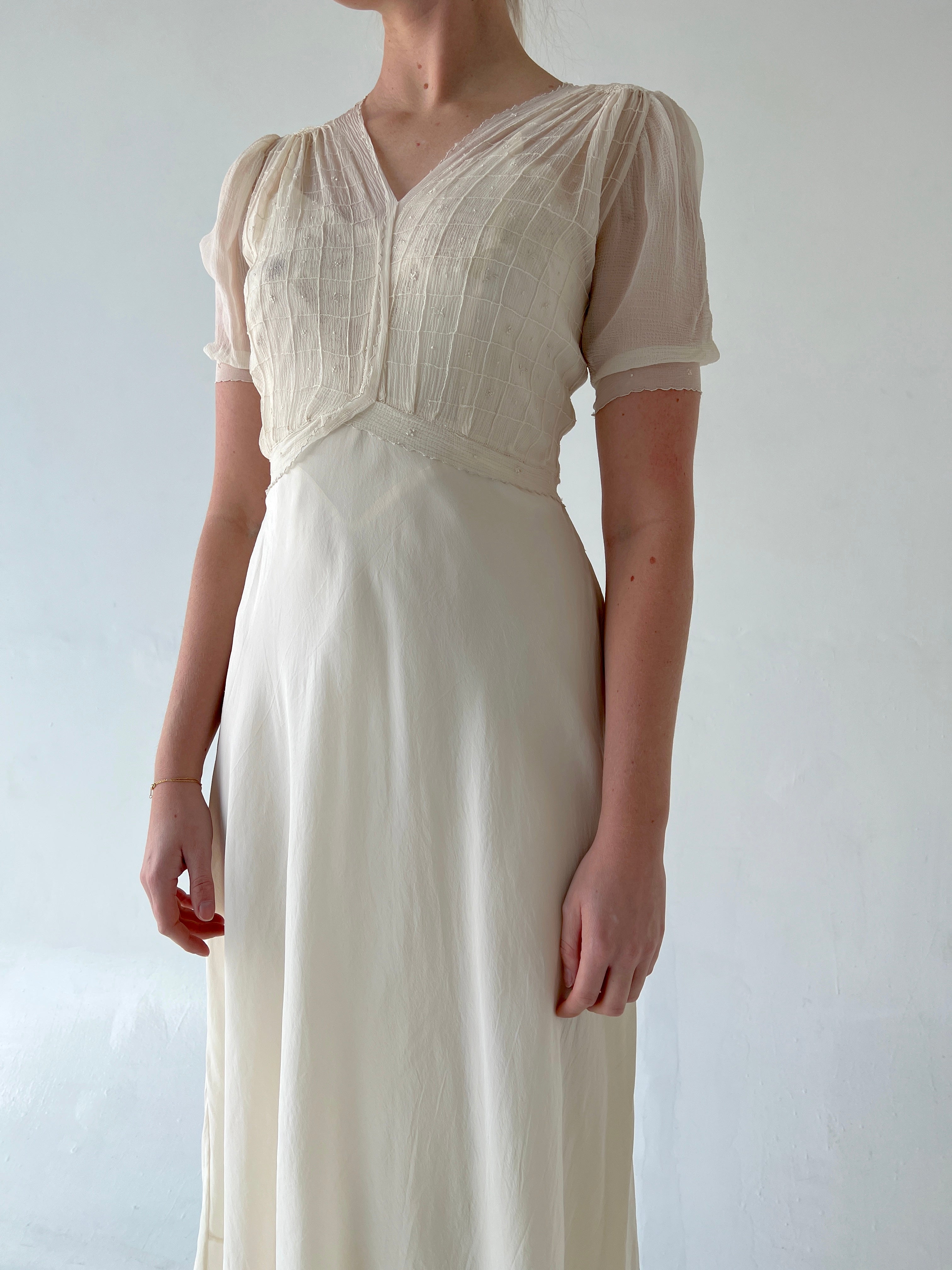 1930's Silk Chiffon Short Sleeve Dress – Eveliina Vintage