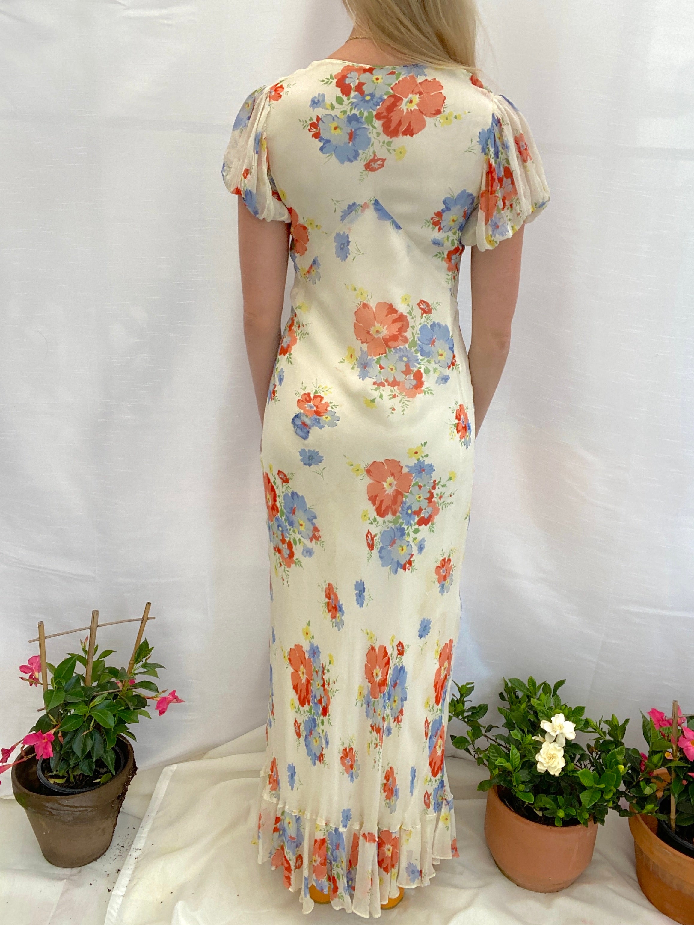 1930's Floral Print Crepe Gown With Puffed Sleeve
