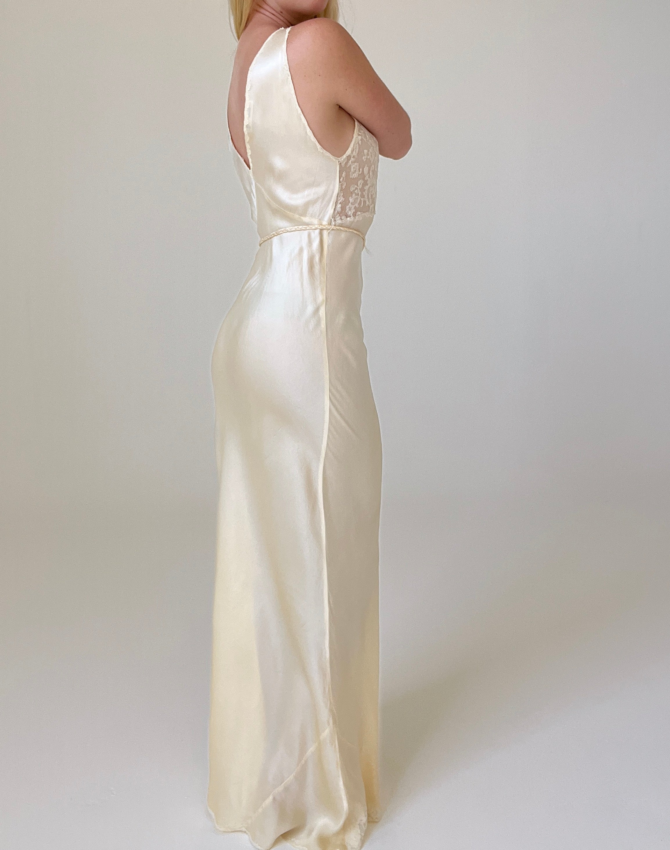 1930's Pale Gold Silk Slip Dress – Eveliina Vintage