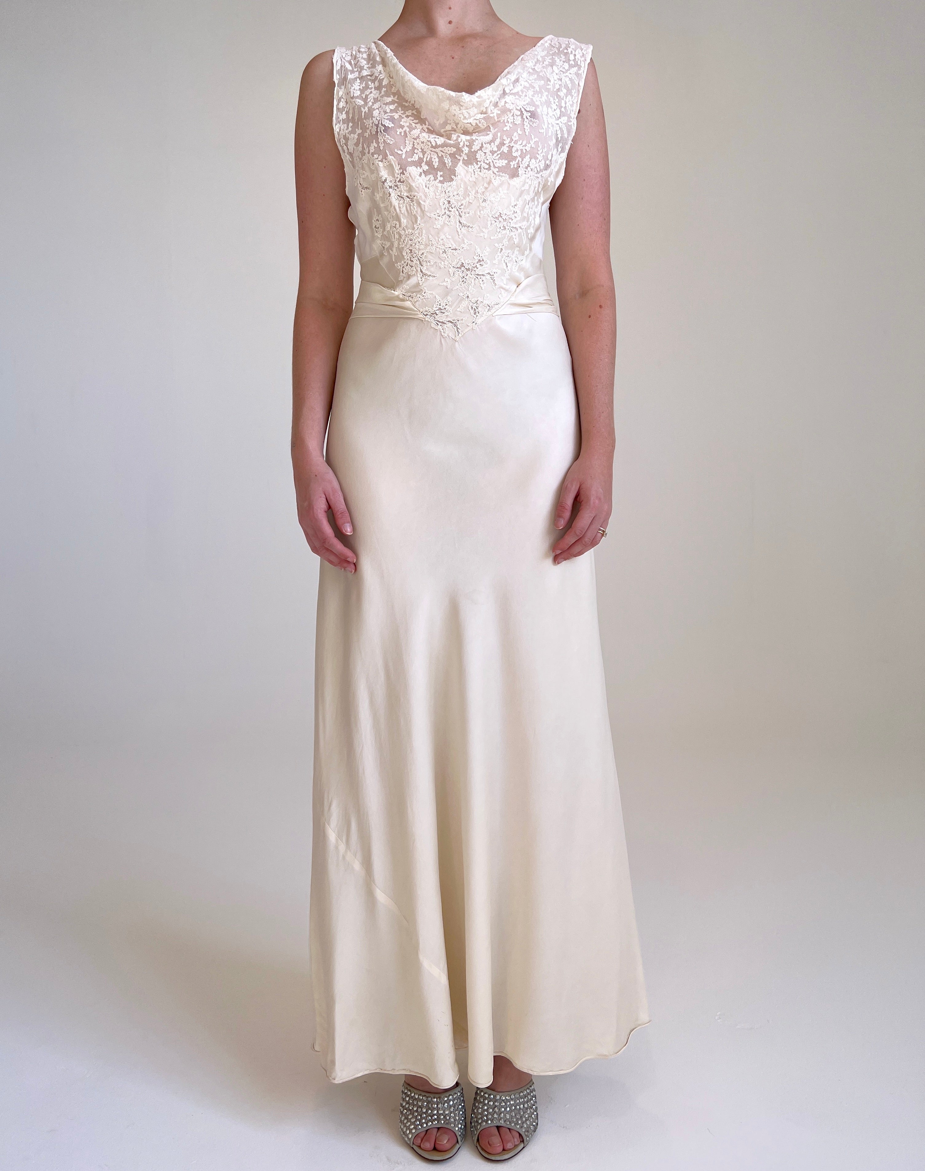 Off White Silk Cowl Neck Dress – Eveliina Vintage