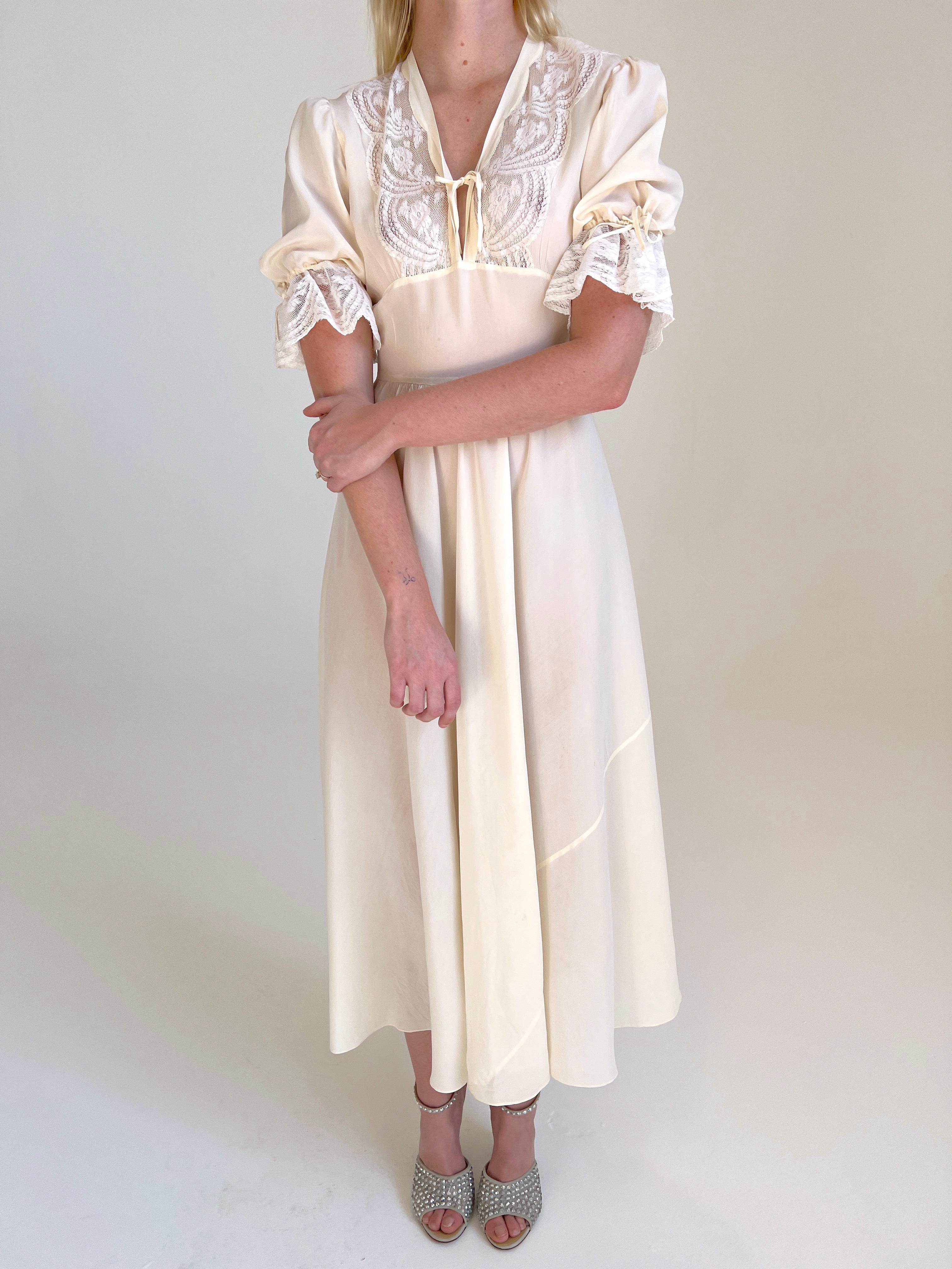 1930's Off White Silk 3/4 Sleeve Dress