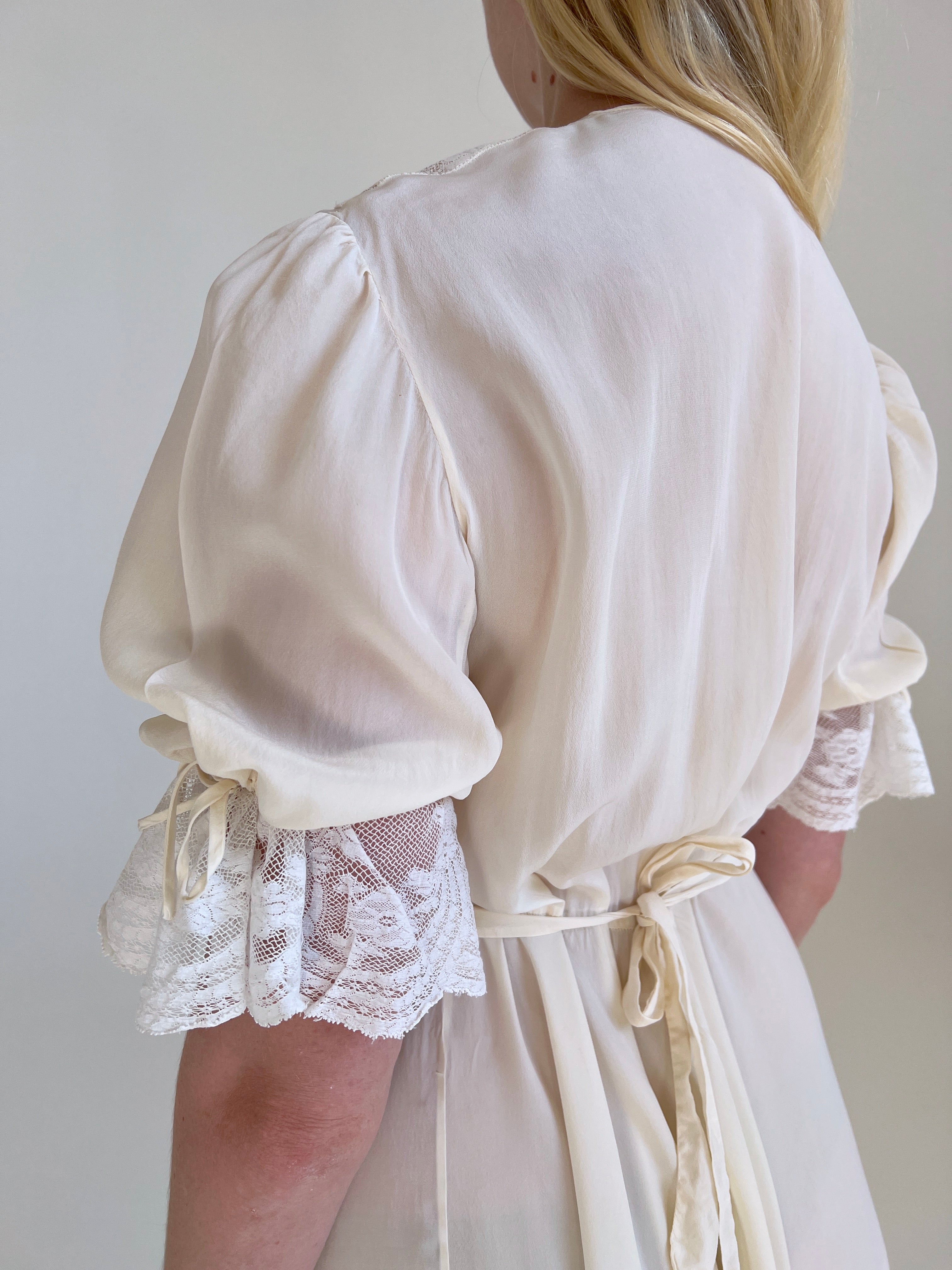 1930's Off White Silk 3/4 Sleeve Dress