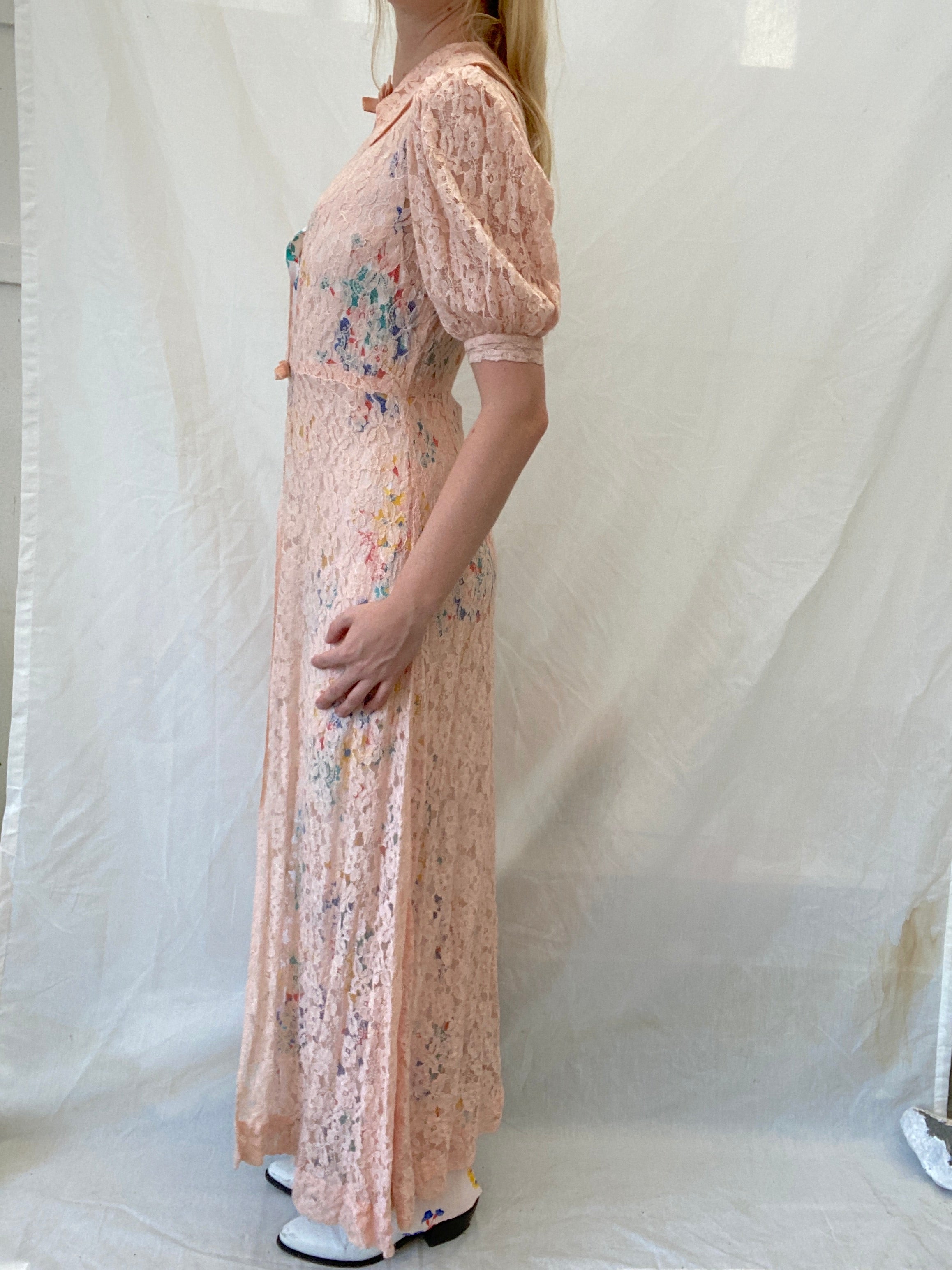 1930's Pink Lace Robe with Velvet Ribbons