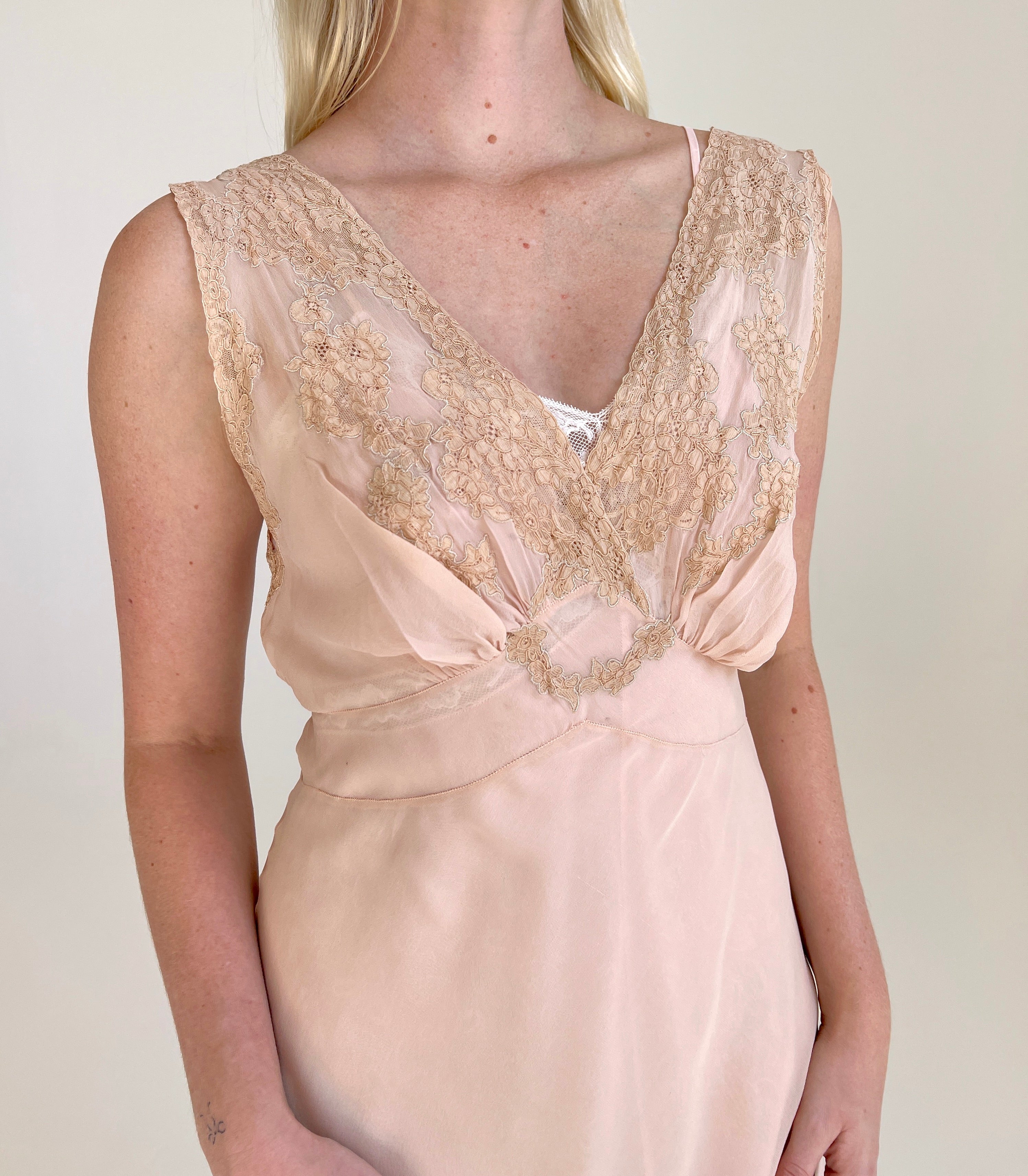 1930's Dusty Pink Silk Chiffon Slip Dress with Cream Lace Eveliina Vintage 1930's Dusty Pink Silk Chiffon Slip Dress with Cream Lace Eveliina Vintage