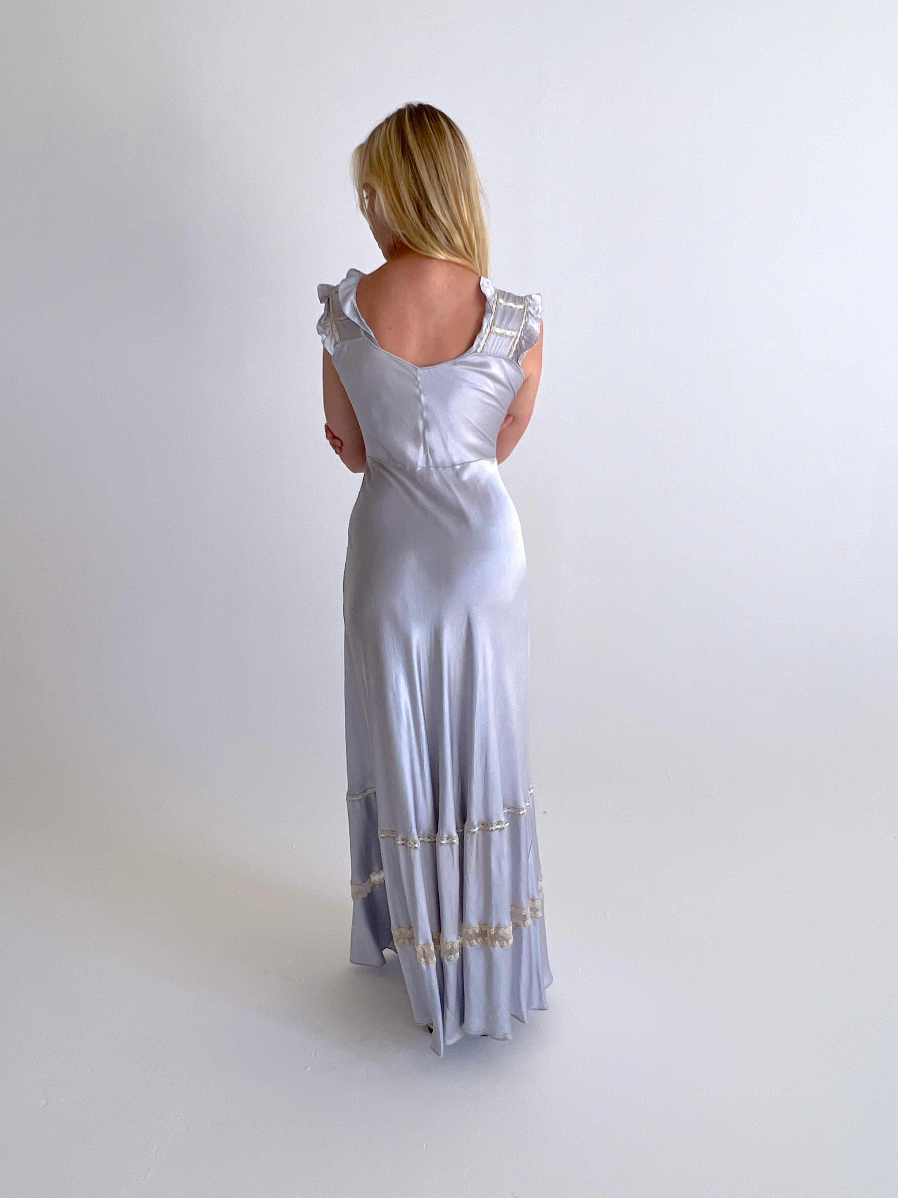 1940's Icy Blue Silk Dress with Cream Lace Eveliina Vintage 1940's Icy Blue Silk Dress with Cream Lace Eveliina Vintage