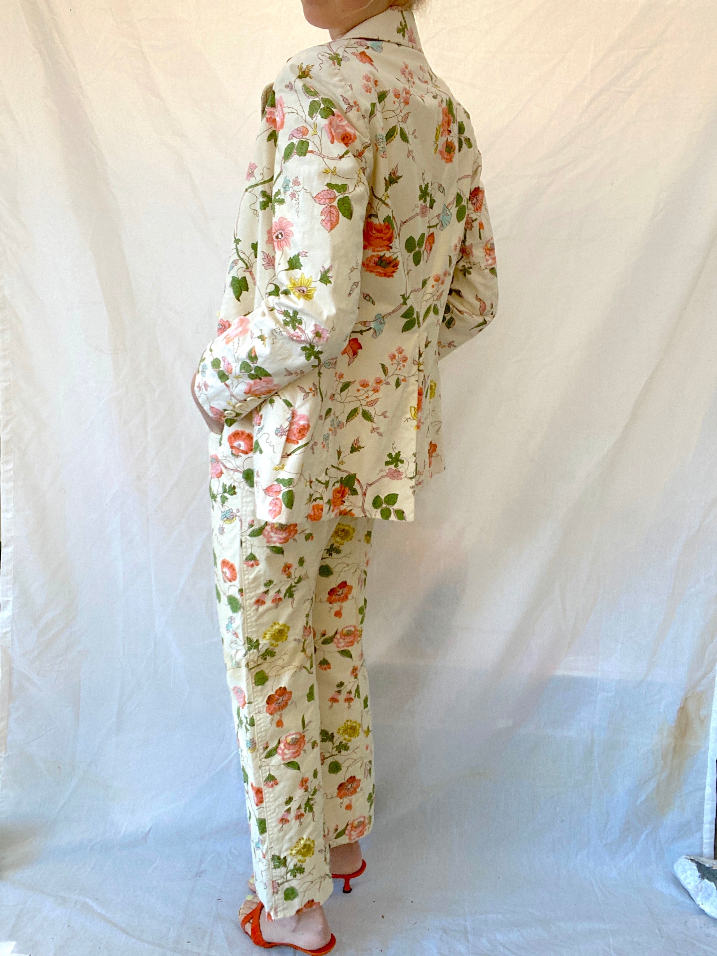 Cream Floral Print Saks Fifth Avenue  Anne Klein 2-Piece Suit