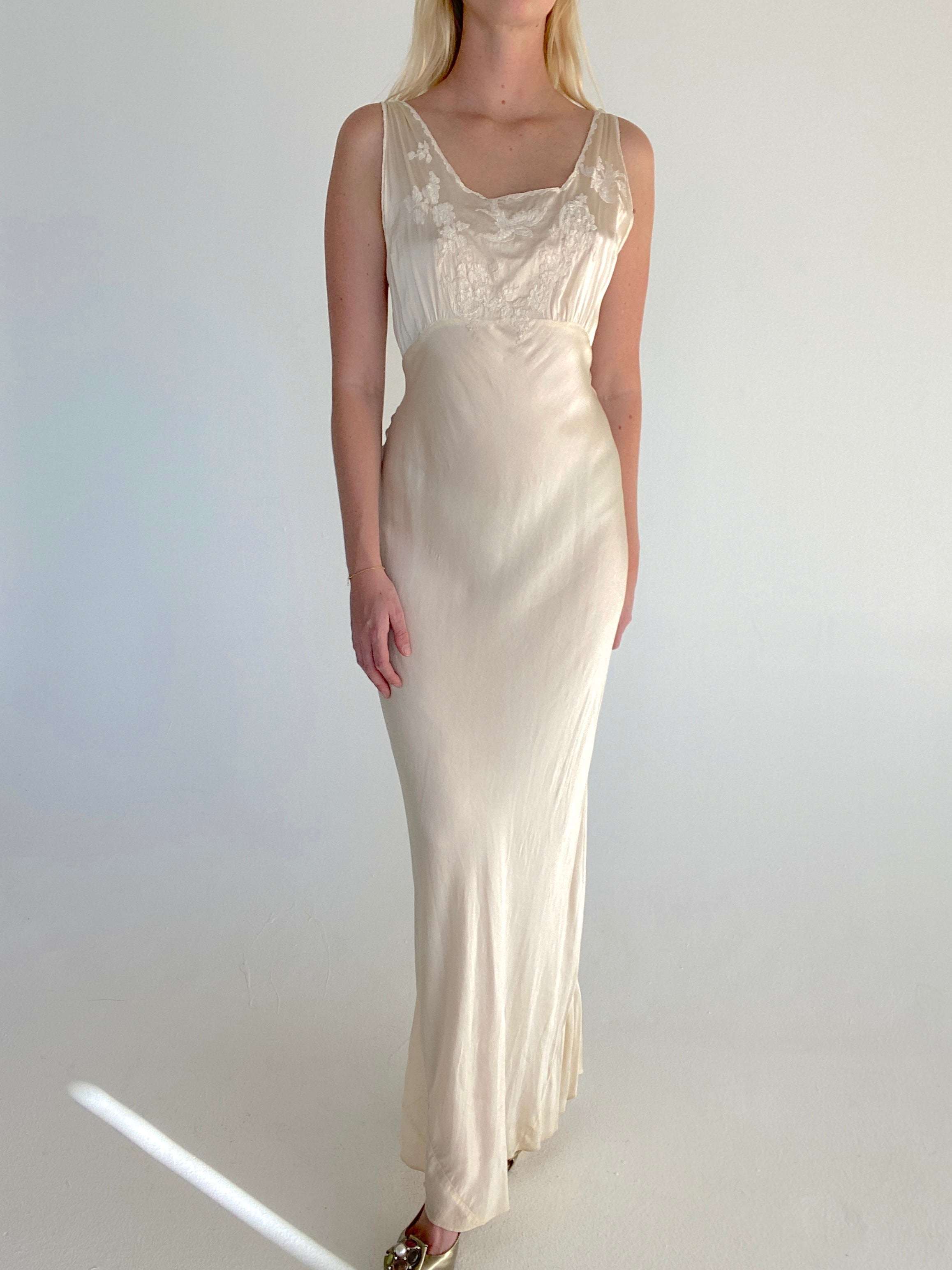 1930's Cream Silk Slip Dress with Bird Embroidery Lace insert – Eveliina Vintage 1930's Cream Silk Slip Dress with Bird Embroidery Lace insert – Eveliina Vintage