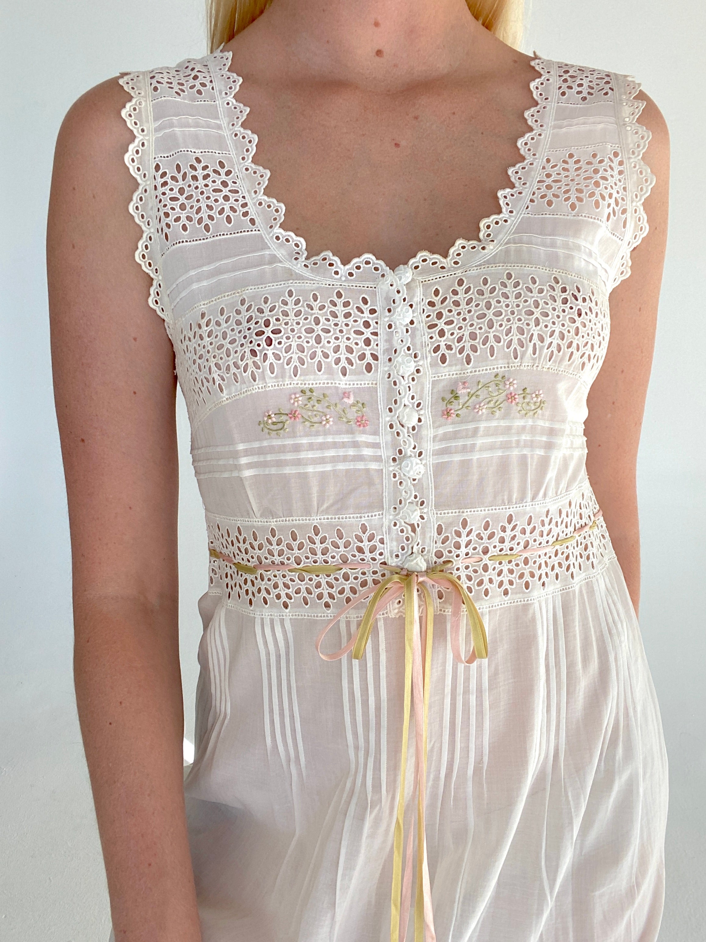 1940's White Cotton Dress with Eyelet and Floral Details