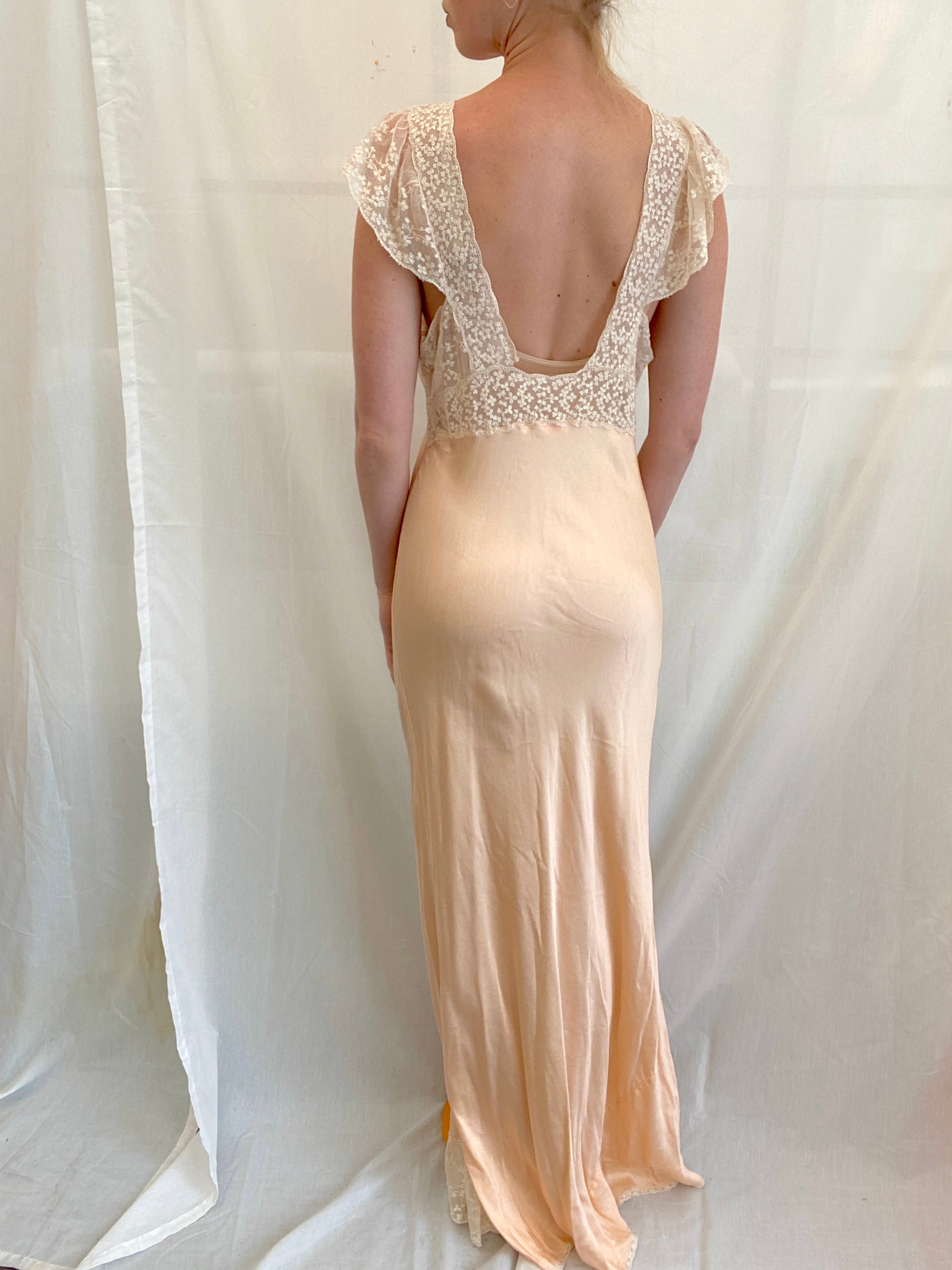 1940's Peach Slip with White Lace Bust