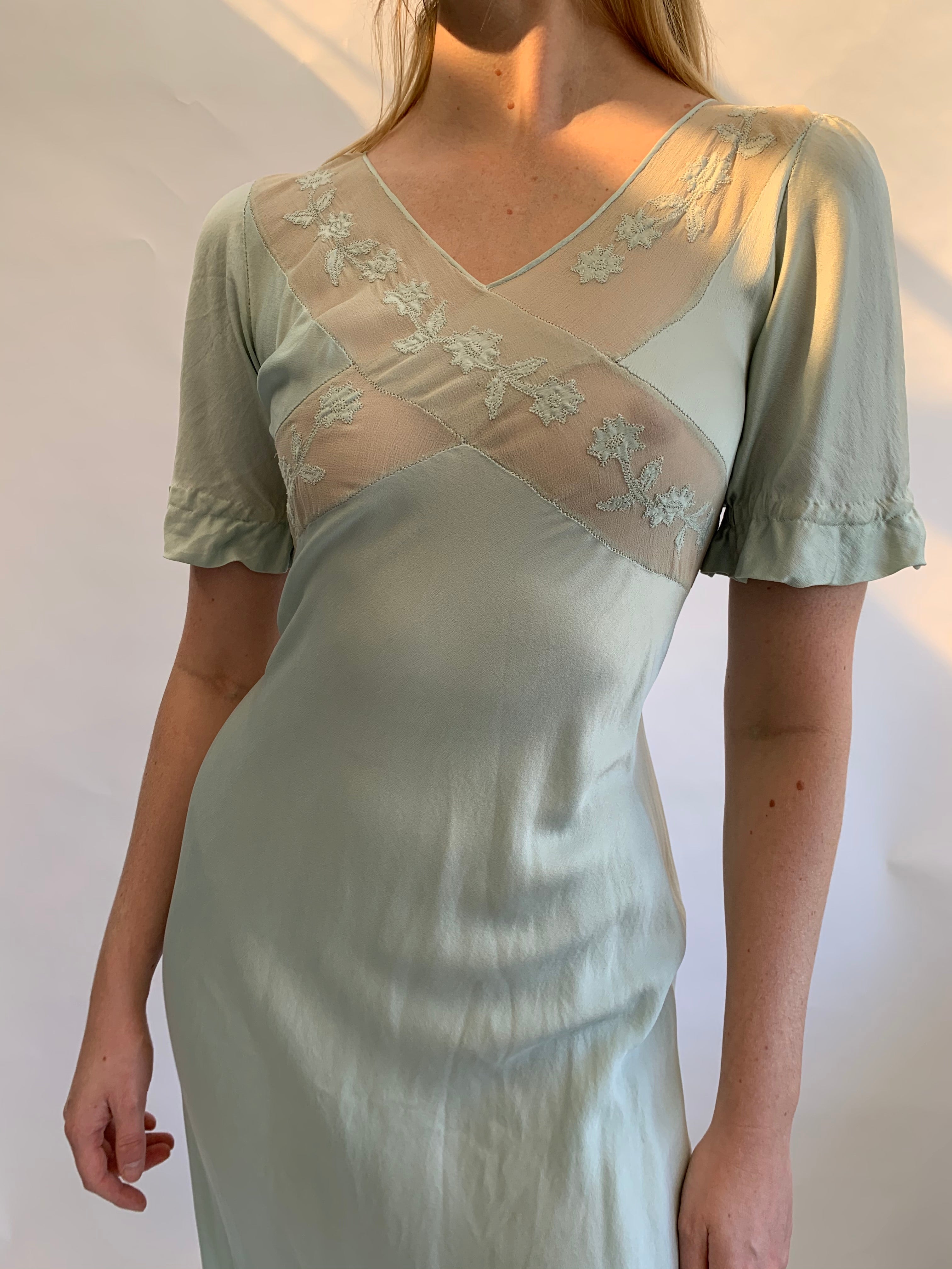 Seafoam Short Sleeve Silk Dress with Chiffon Cross Chest Detail Eveliina Vintage Seafoam Short Sleeve Silk Dress with Chiffon Cross Chest Detail Eveliina Vintage