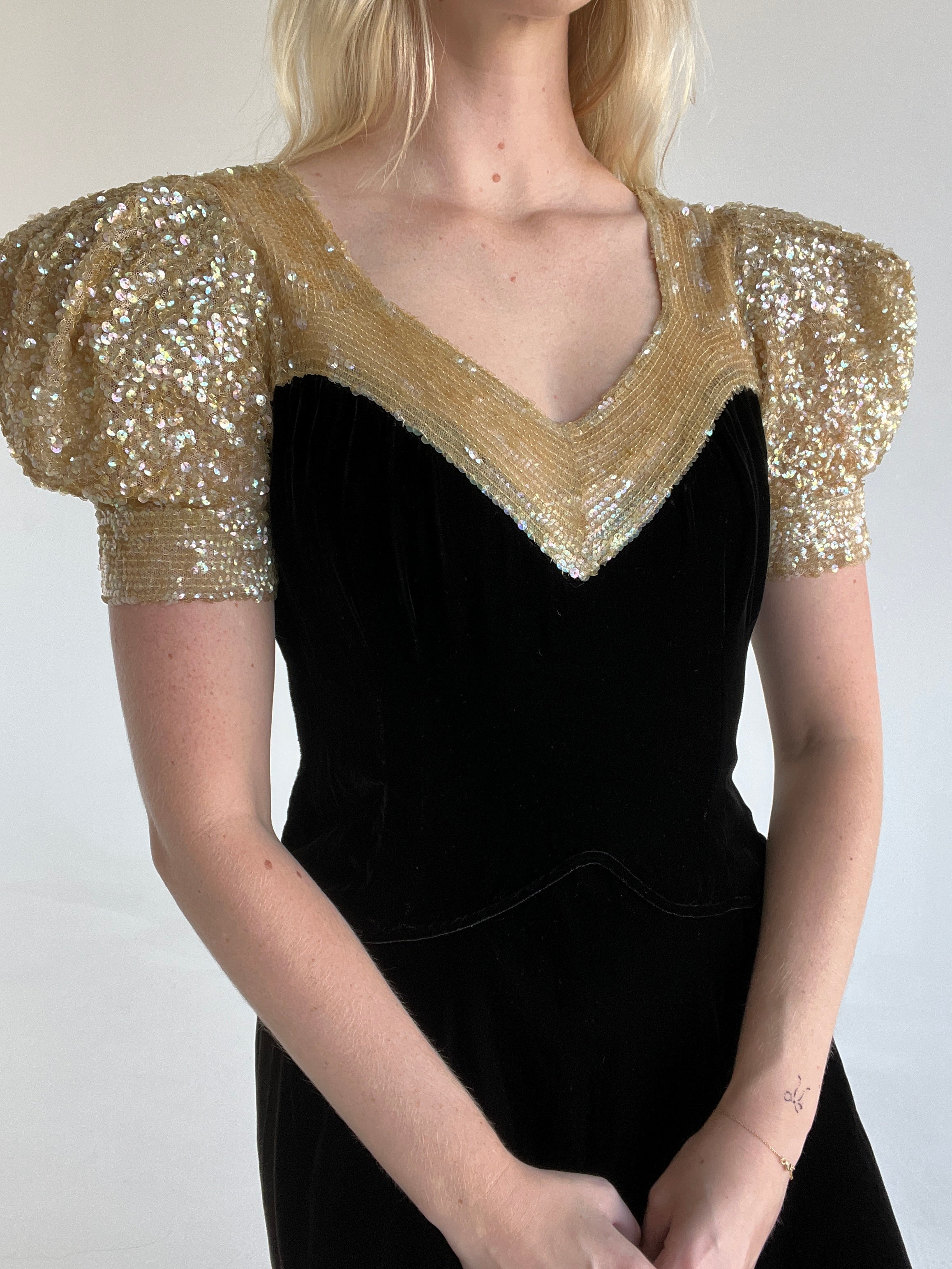1930's Black Velvet Puffed Sleeve Gown with Gold Sequin Top Eveliina Vintage 1930's Black Velvet Puffed Sleeve Gown with Gold Sequin Top Eveliina Vintage