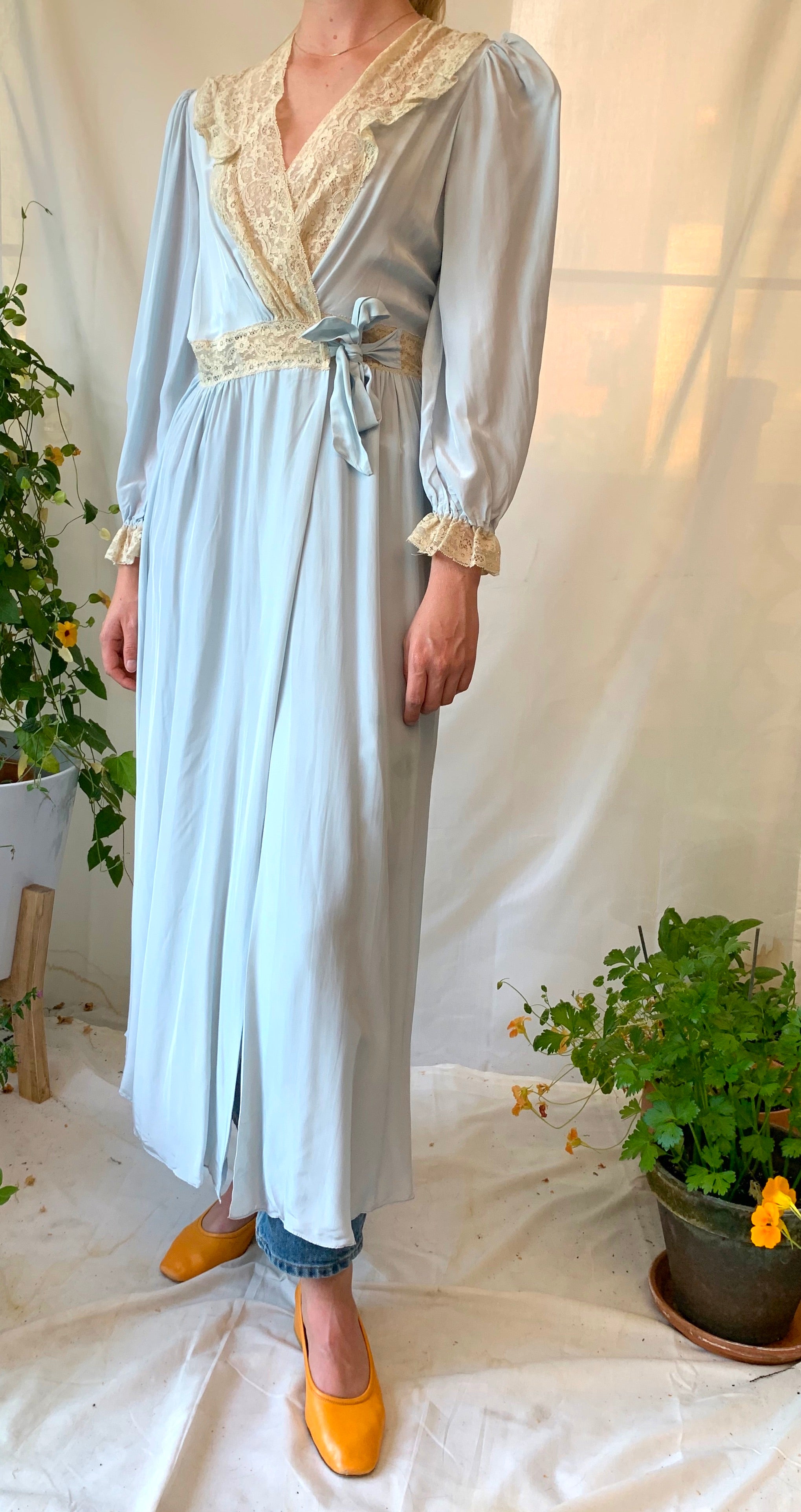 1940's Baby Blue Silk Robe with Cream Lace