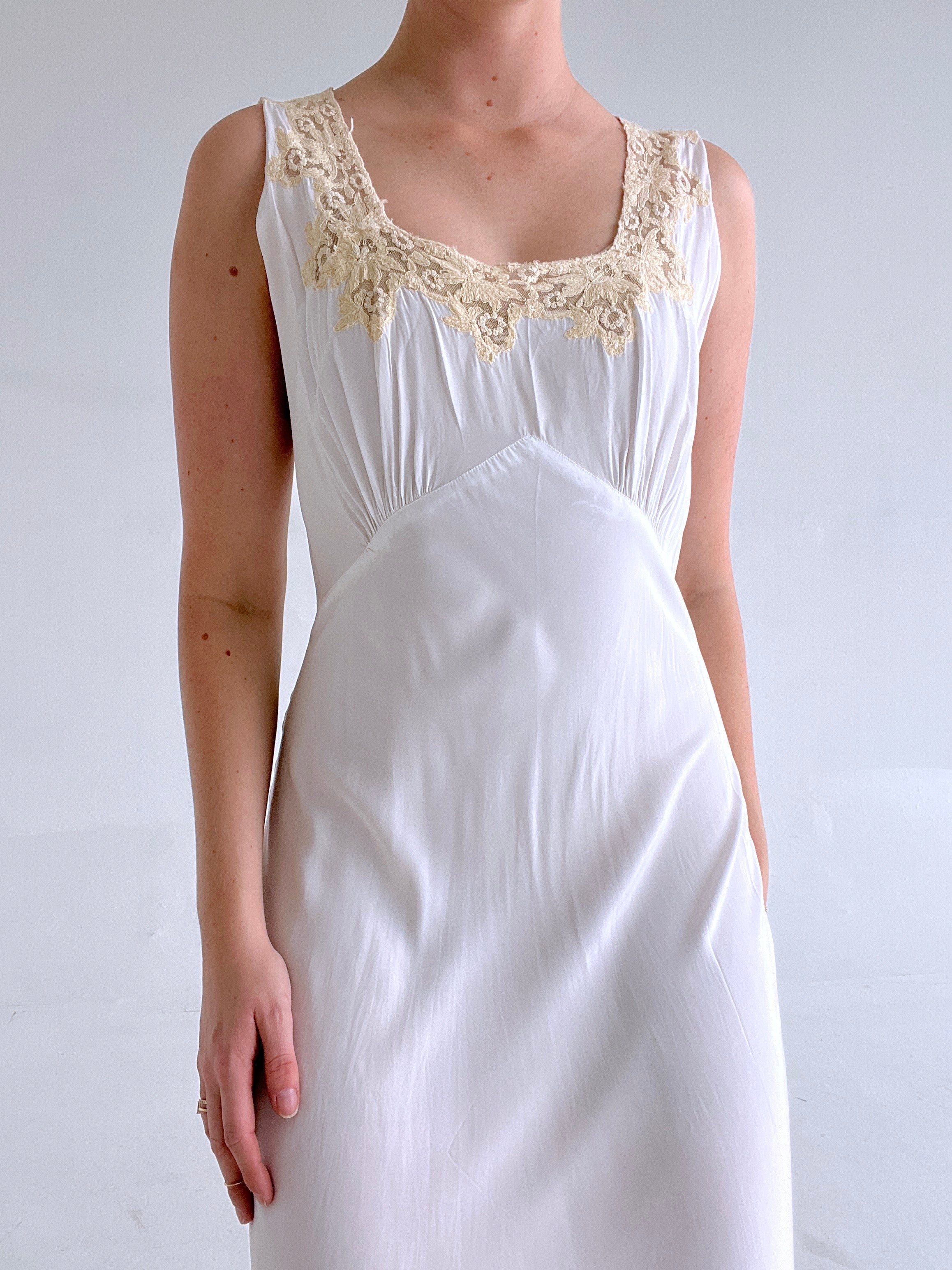 1940s white dress 1940's Bridal White Slip Dress with Cream Lace – Eveliina Vintage