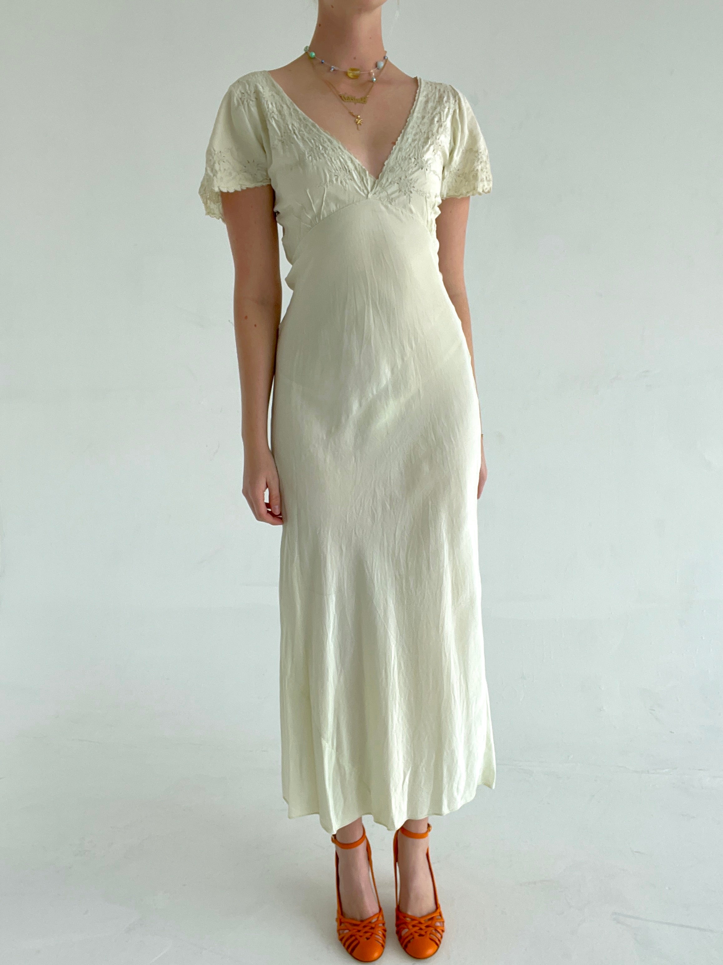 1930's Pale Green Cap Sleeve Slip Dress Eveliina Vintage 1930's Pale Green Cap Sleeve Slip Dress Eveliina Vintage