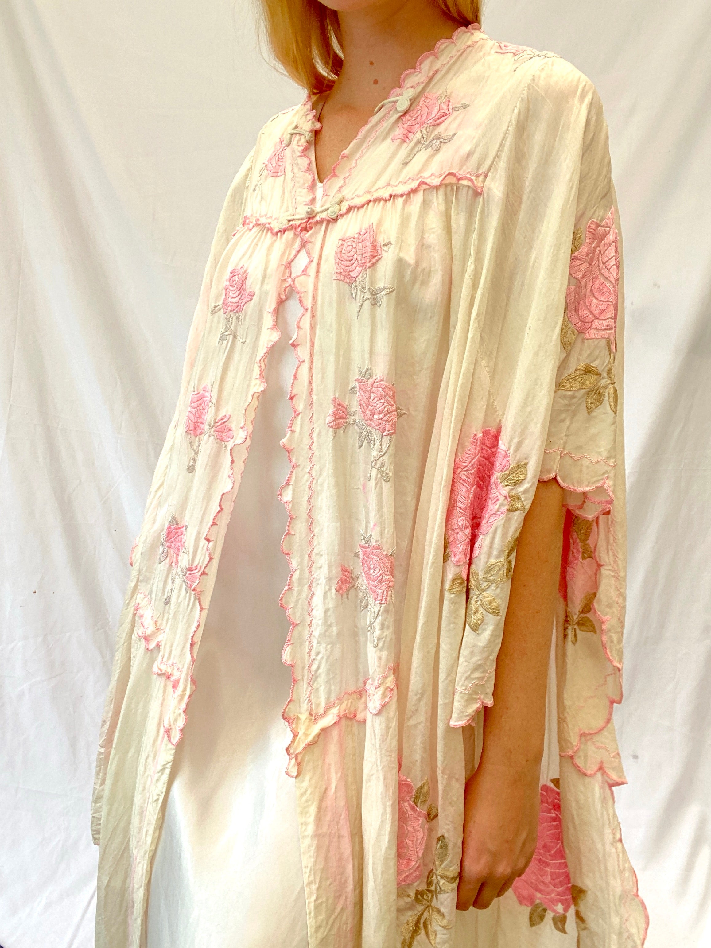 Cream Silk Kimono Robe With Large Roses