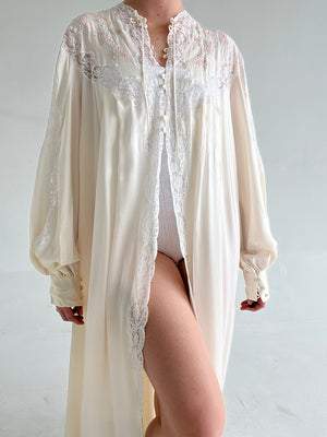 1950's White Silk Robe With Floral Embroidery