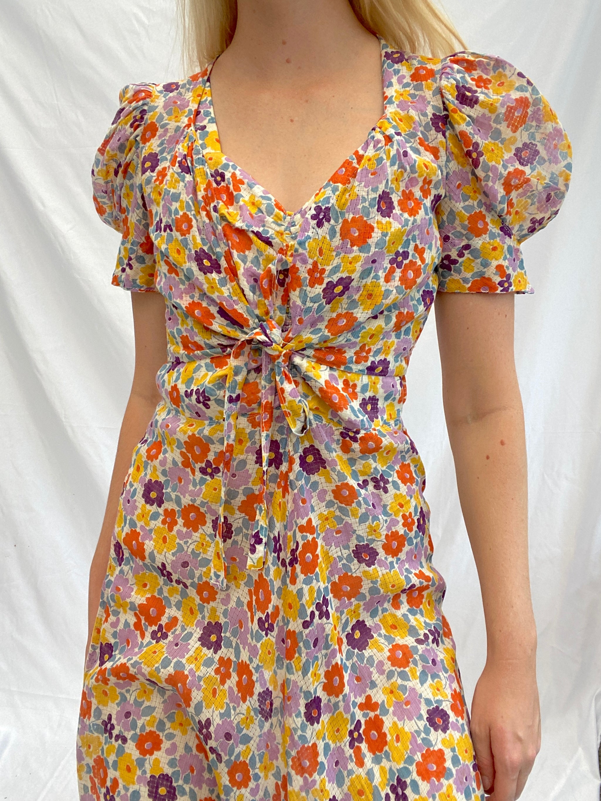 1930's Purple, Lilac and Orange Floral Print Dress with Matching Boler –  Eveliina Vintage