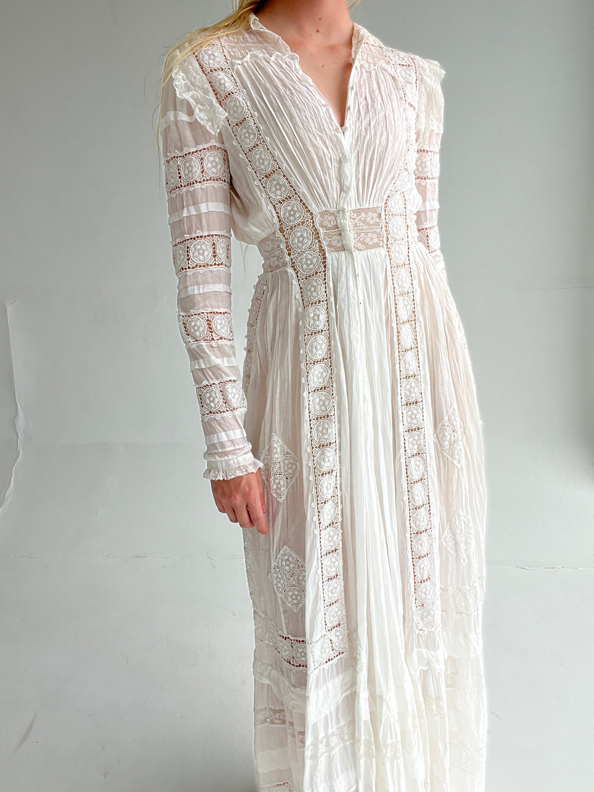 Edwardian White Cotton Long Sleeve Lawn Dress